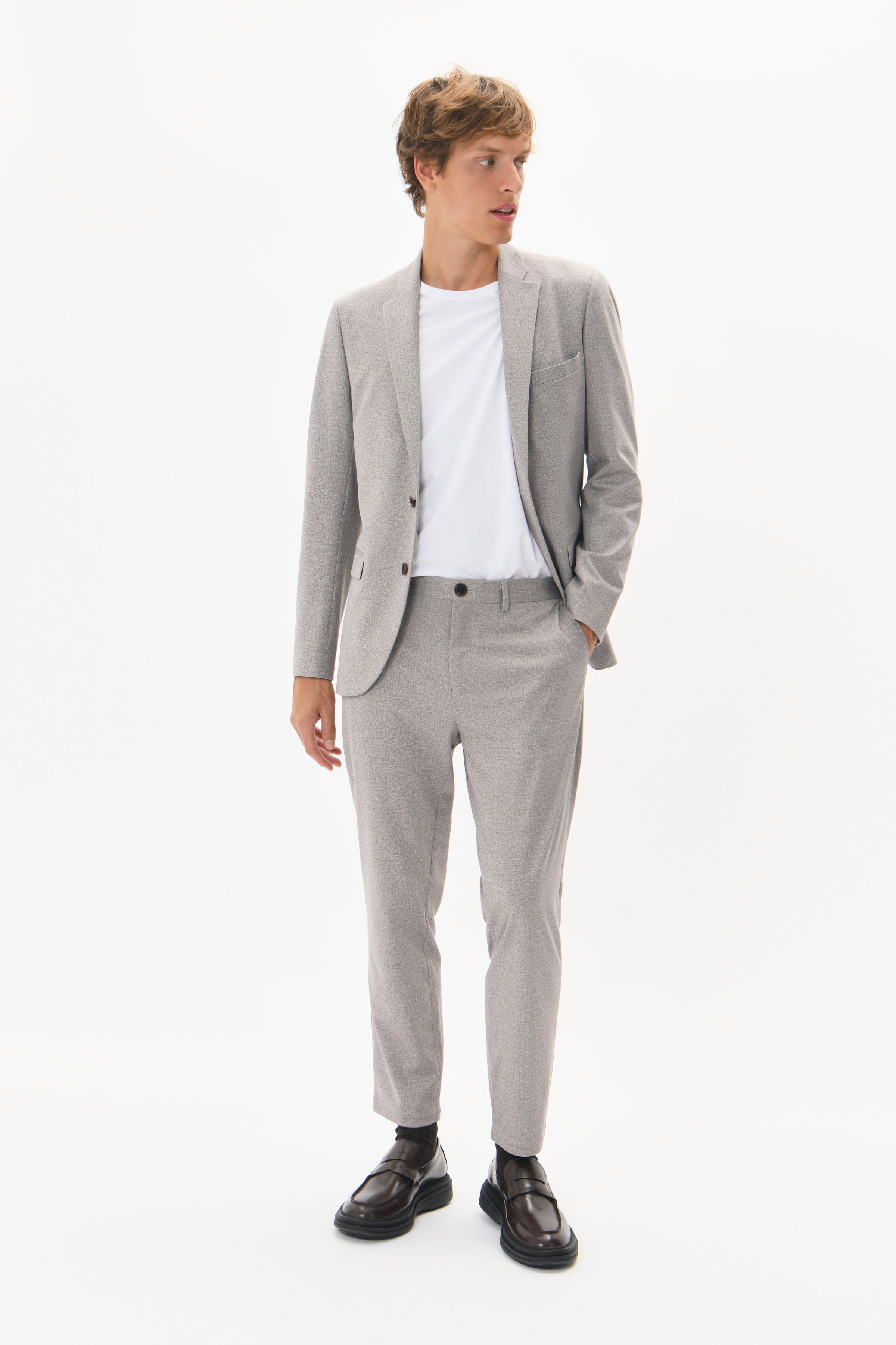 MAliam Broek LOCATION NONE 30207209-1811121