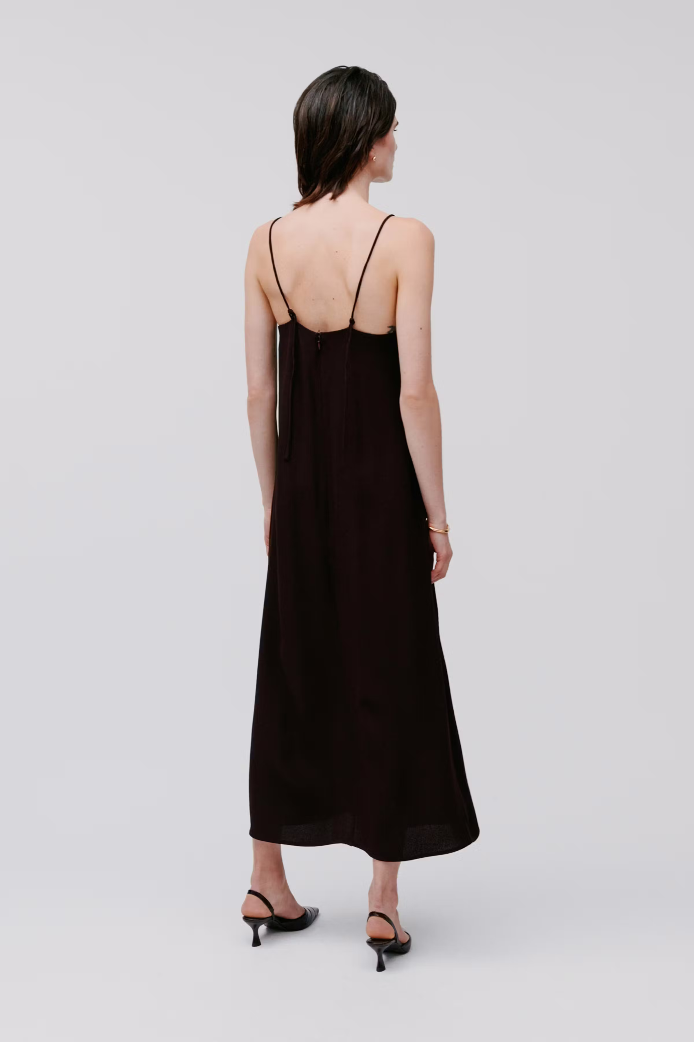 Nava Jurk LOOKBOOK BACK 30600660-RE400