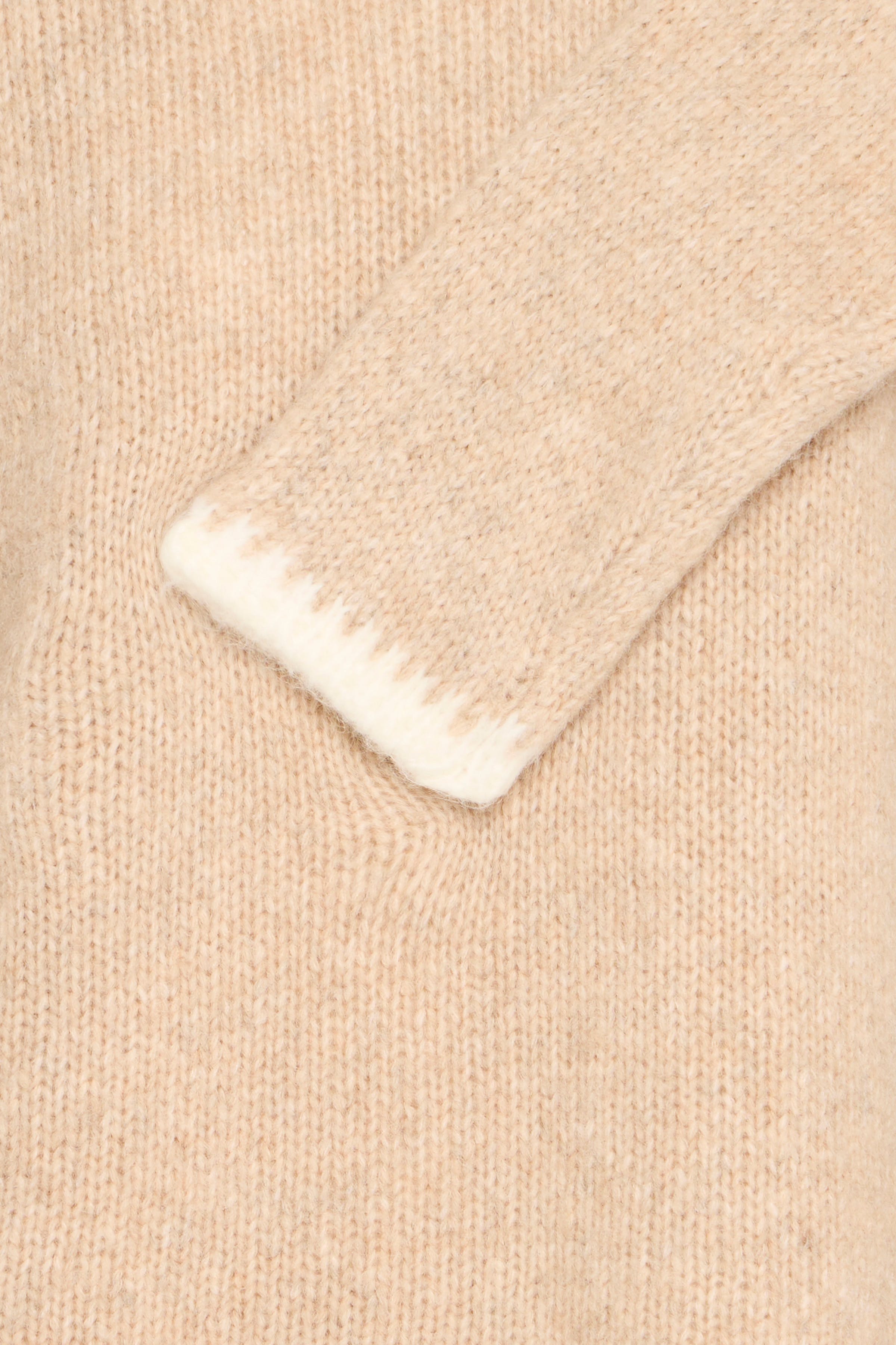 SBCOAL Pullover PACK DETAIL 22100719-130907