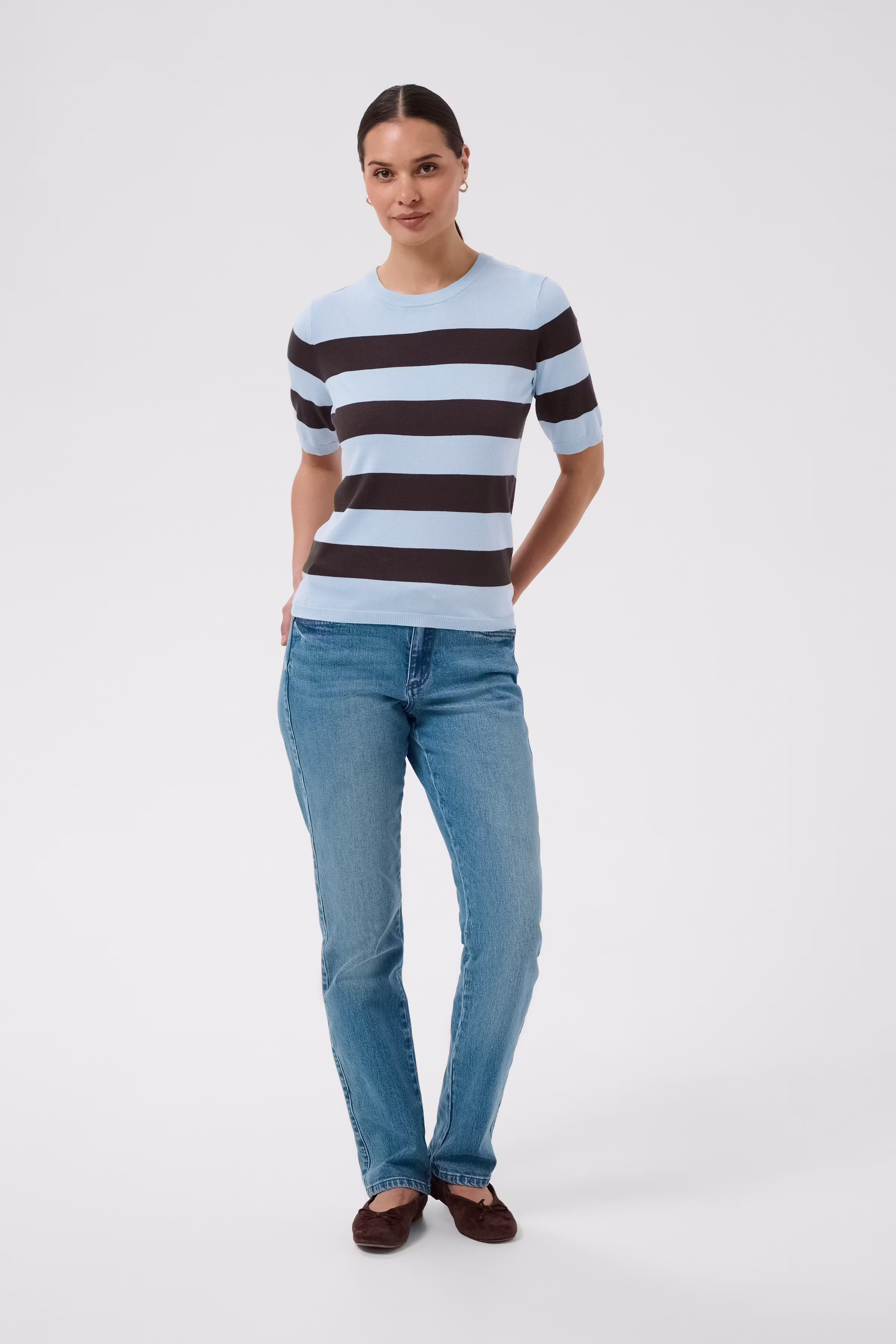 KAlizza Pullover LOOKBOOK FRONT 10508410-109657
