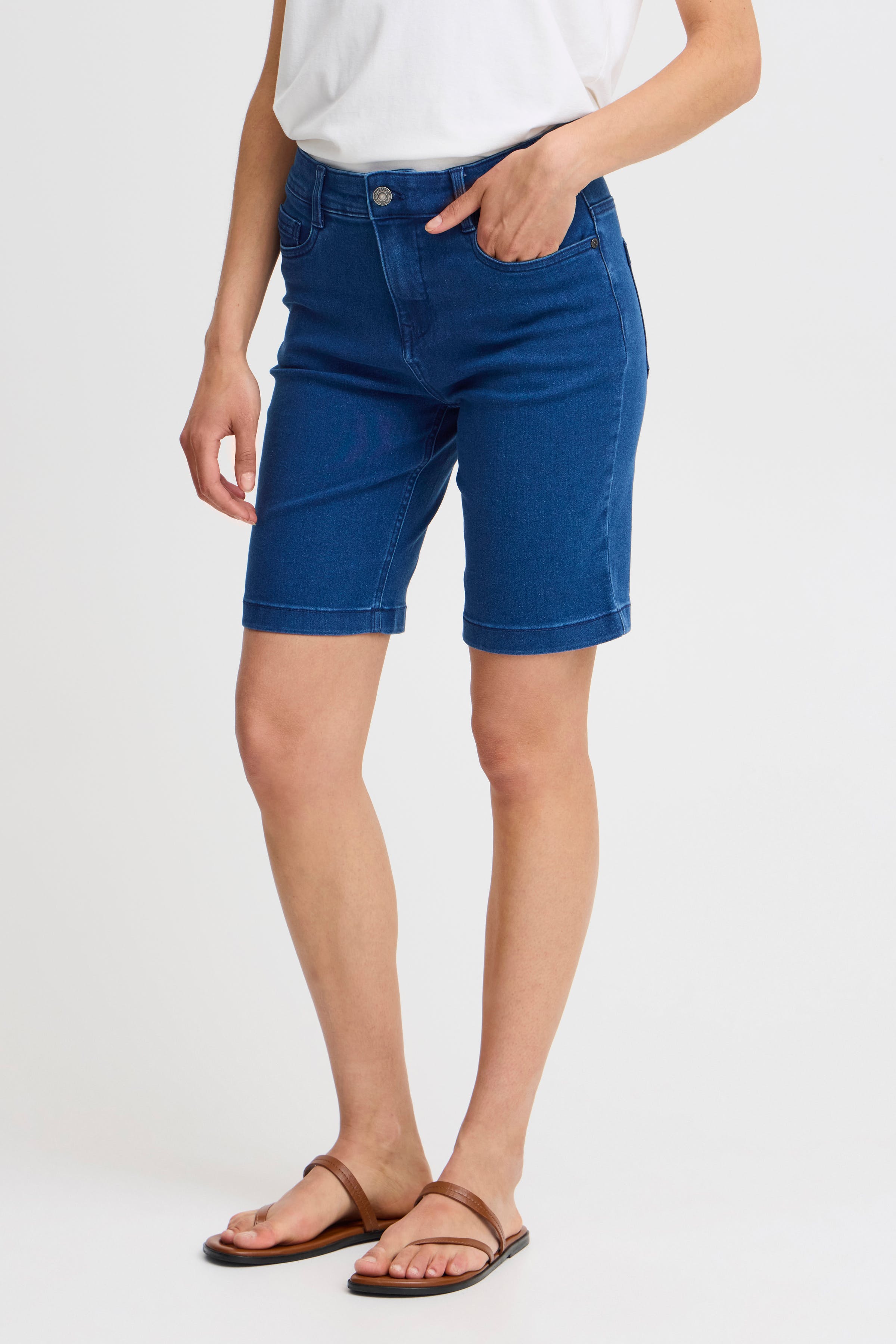 FRLUXE Shorts LOOKBOOK FRONT 20614450-200988