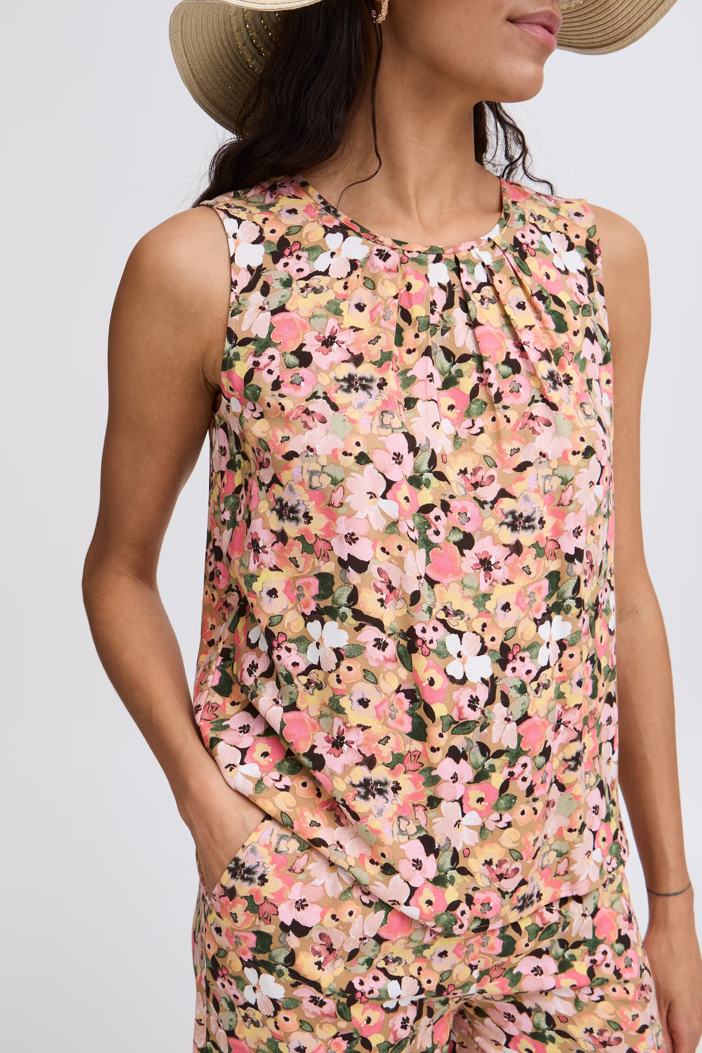 BYMMJOELLA Top LOOKBOOK DETAIL 20811225-204525