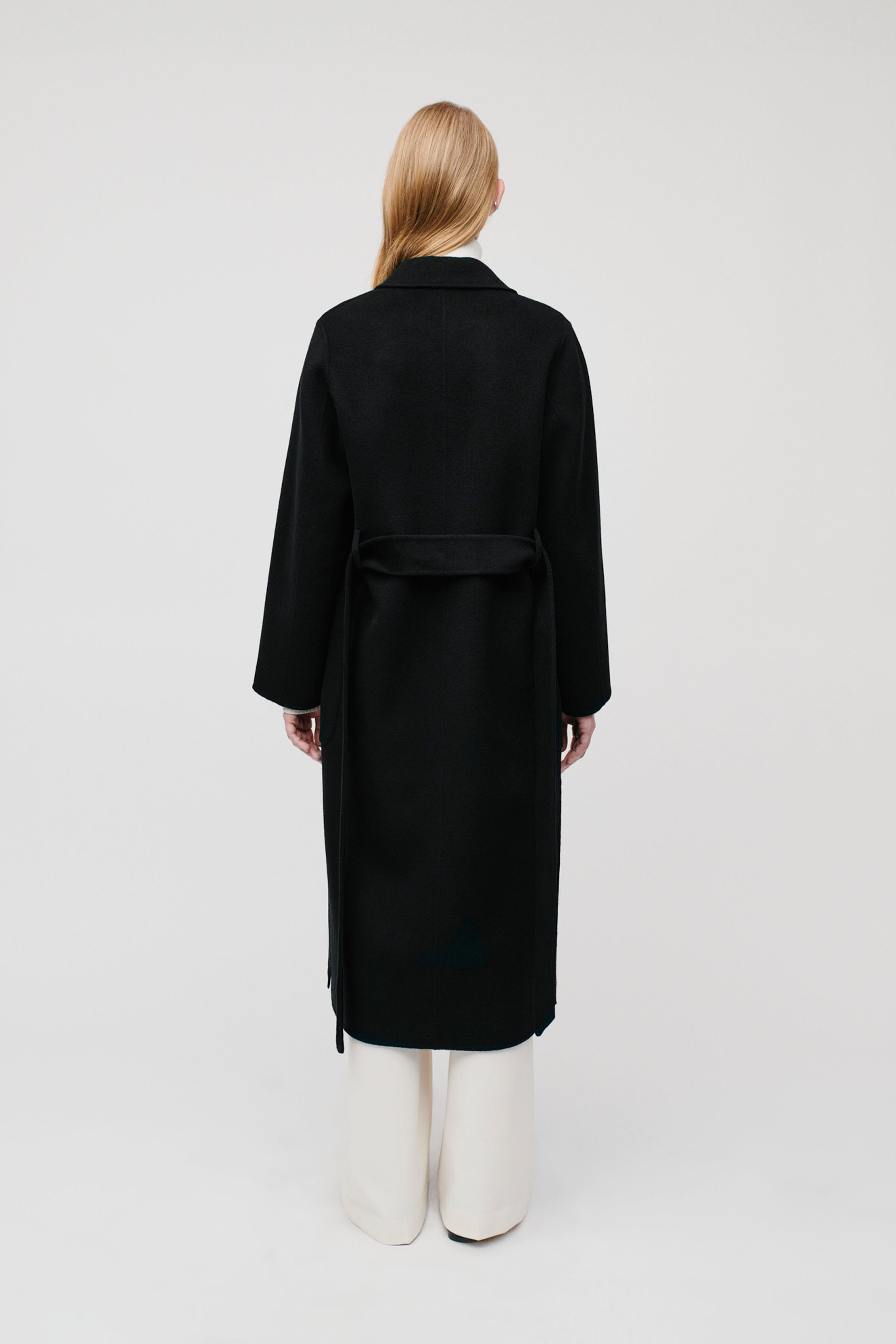 CELIA Coat LOOKBOOK BACK 30600561-BK999