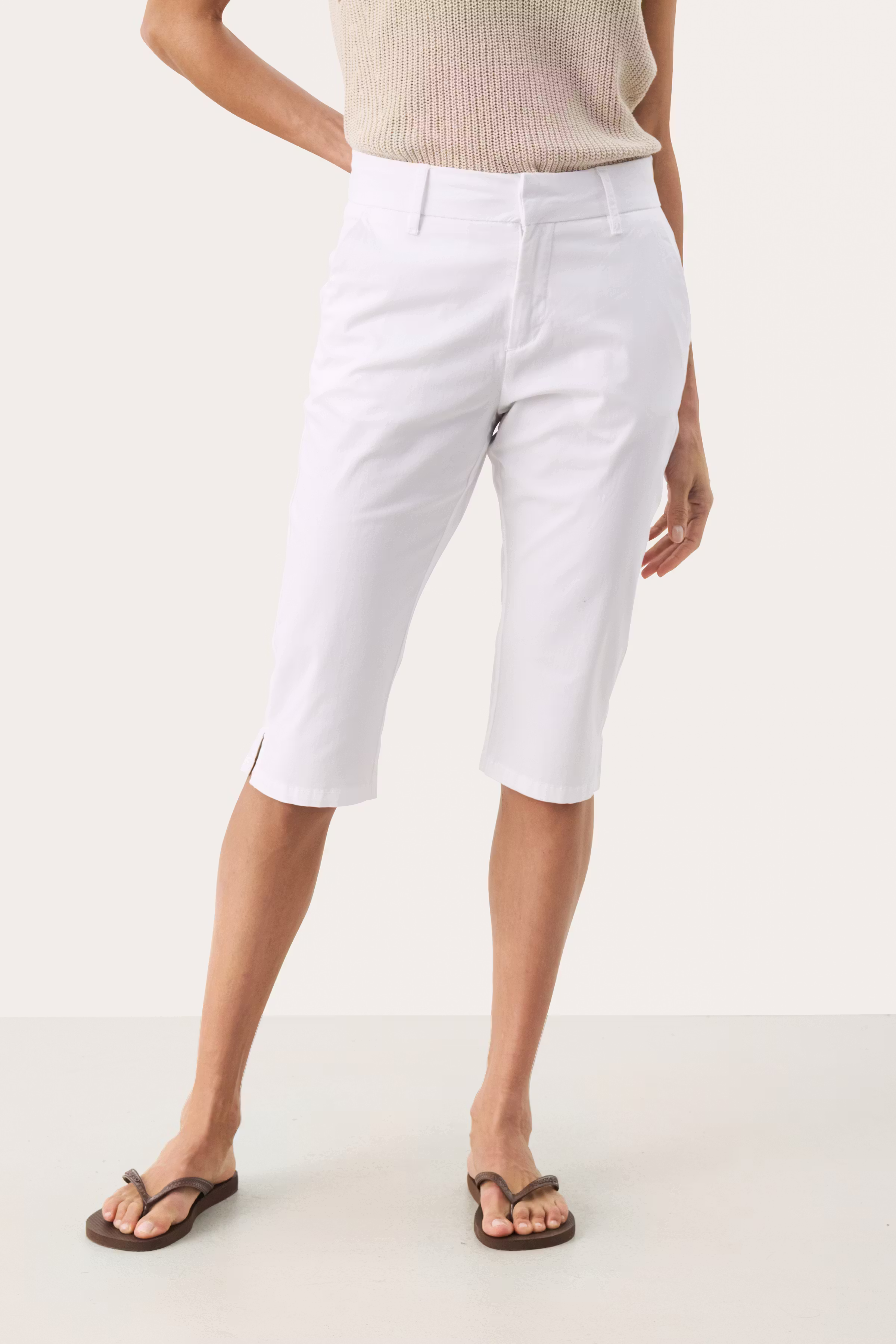 RenataPW Capri pants LOOKBOOK FRONT 30309607-110601