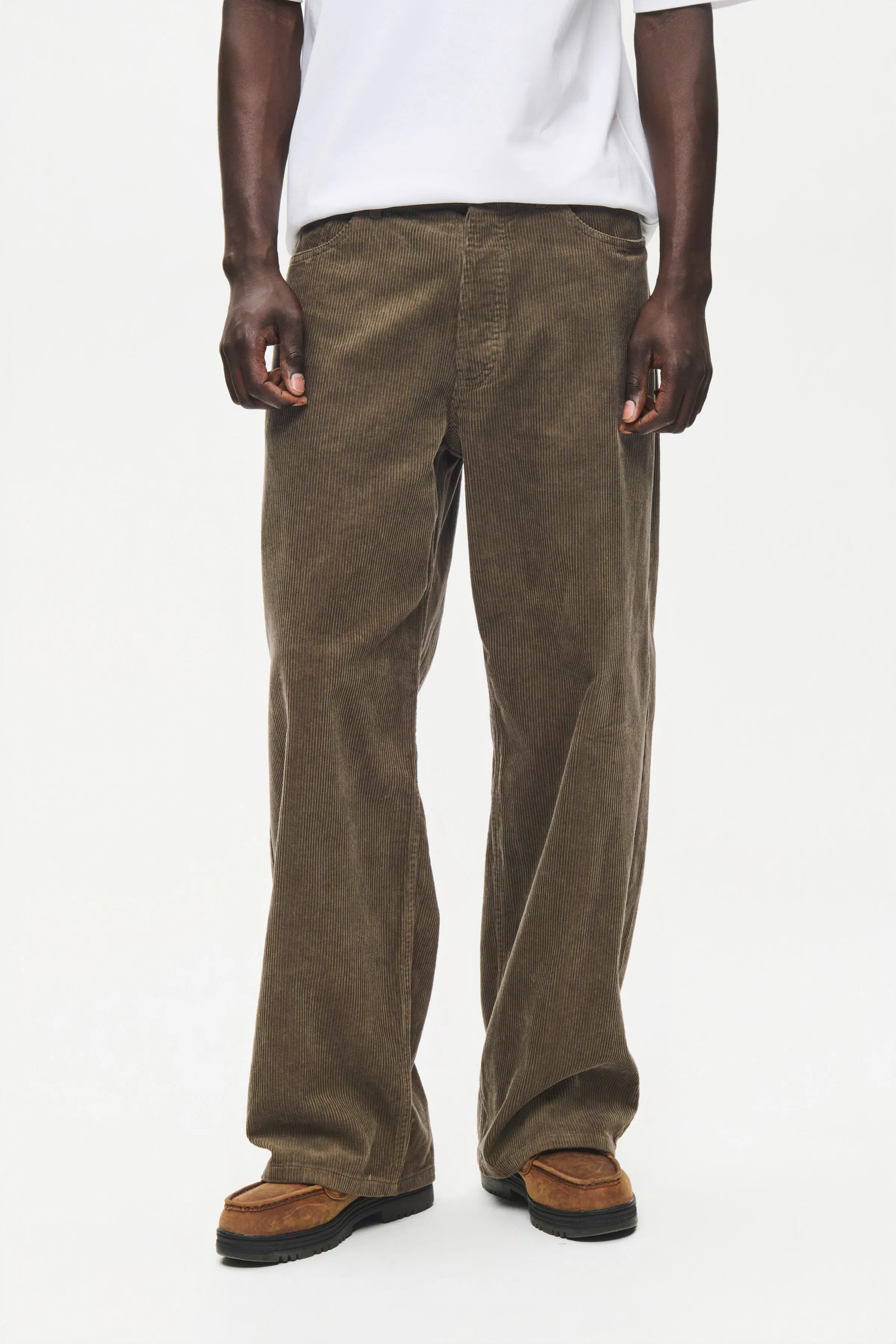 WWType Hose LOOKBOOK FRONT 30252351-190823
