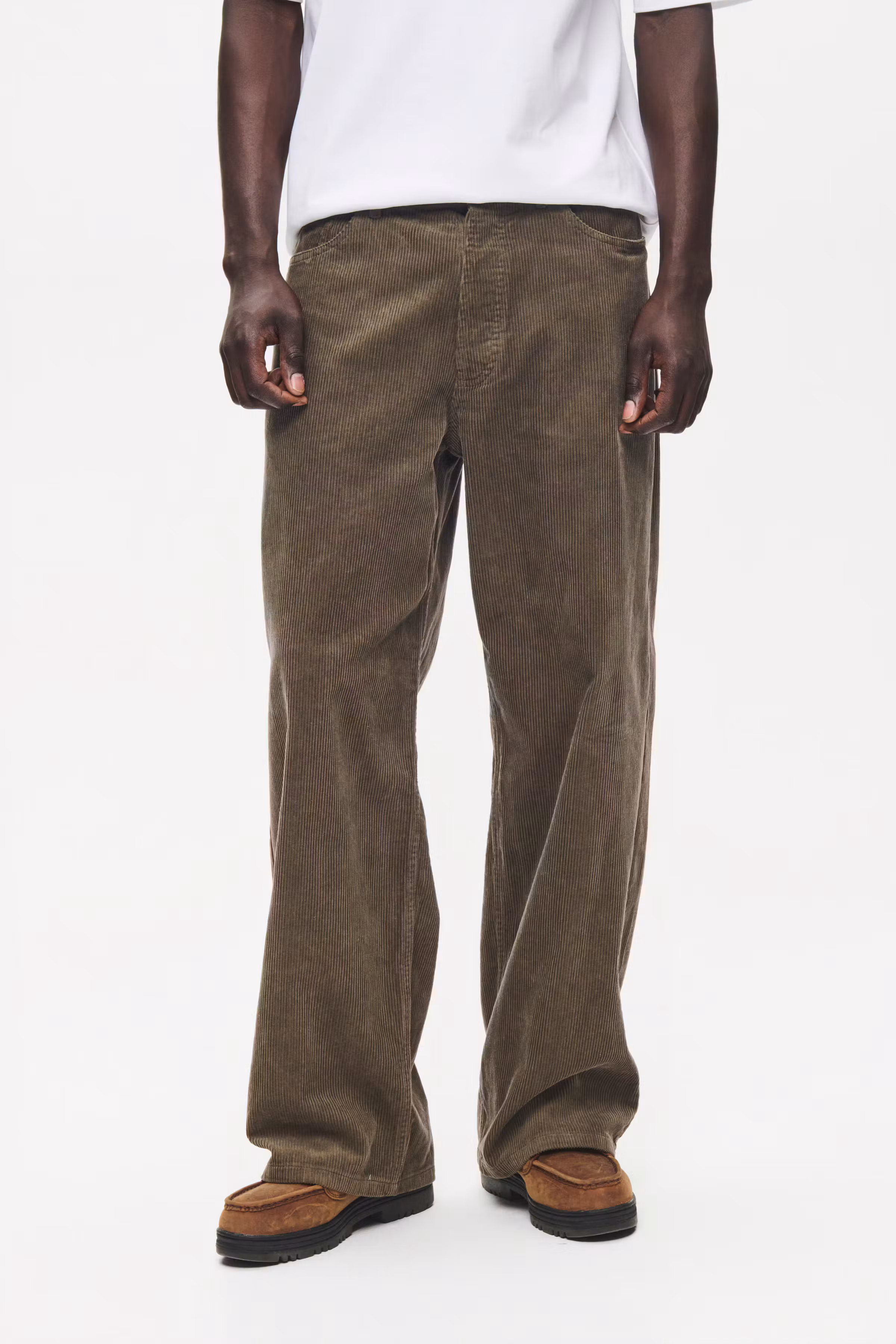 WWType Hose LOOKBOOK FRONT 30252351-190823