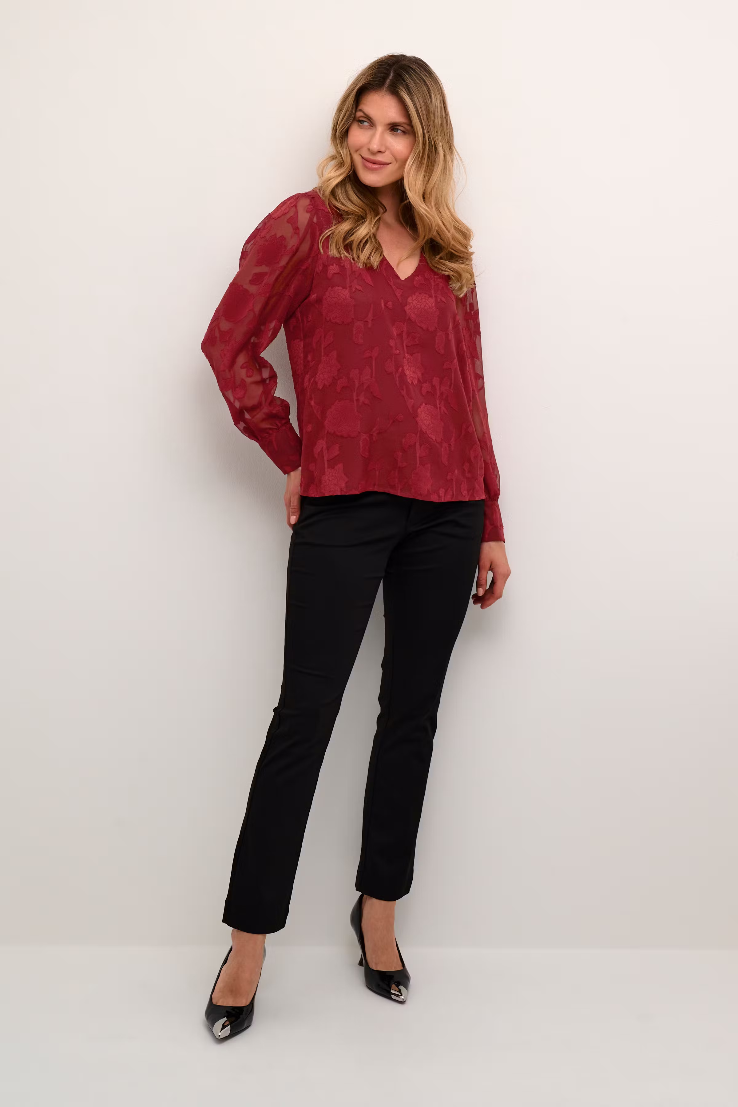 KAtulla Bluse LOOKBOOK FRONT 10508023-191531