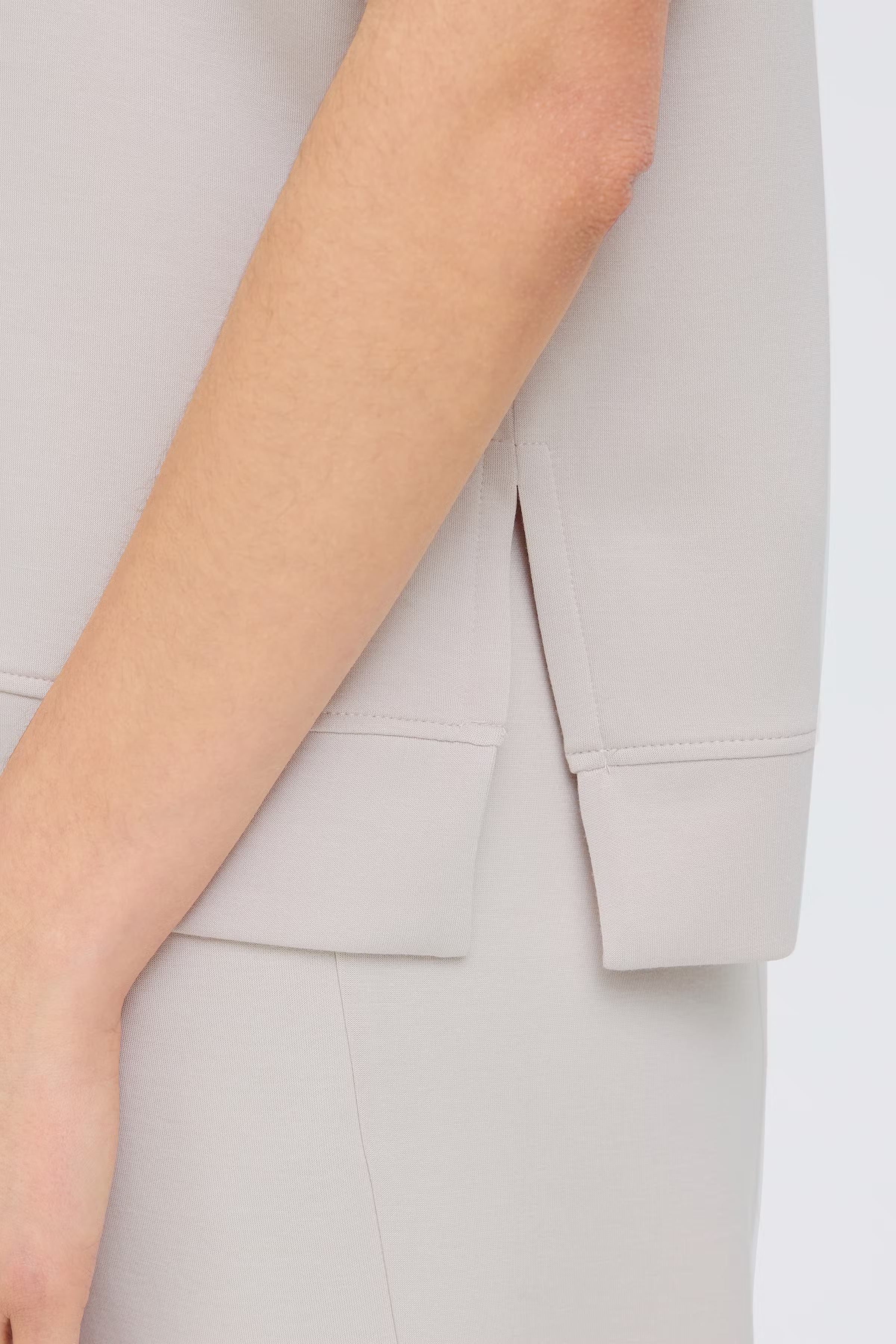 FRAURORA T-shirt LOOKBOOK DETAIL 20617749-130403