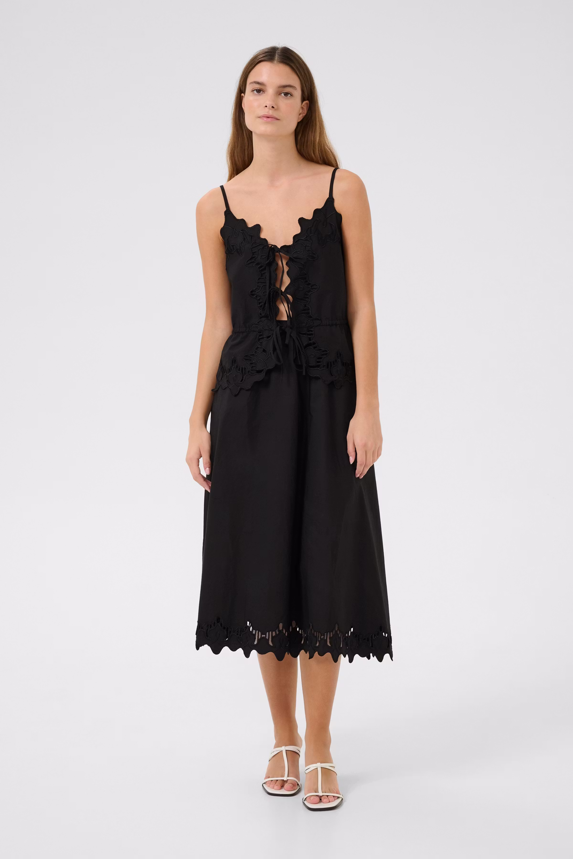 KBVictoria Lace top LOOKBOOK FRONT 10105456-194008