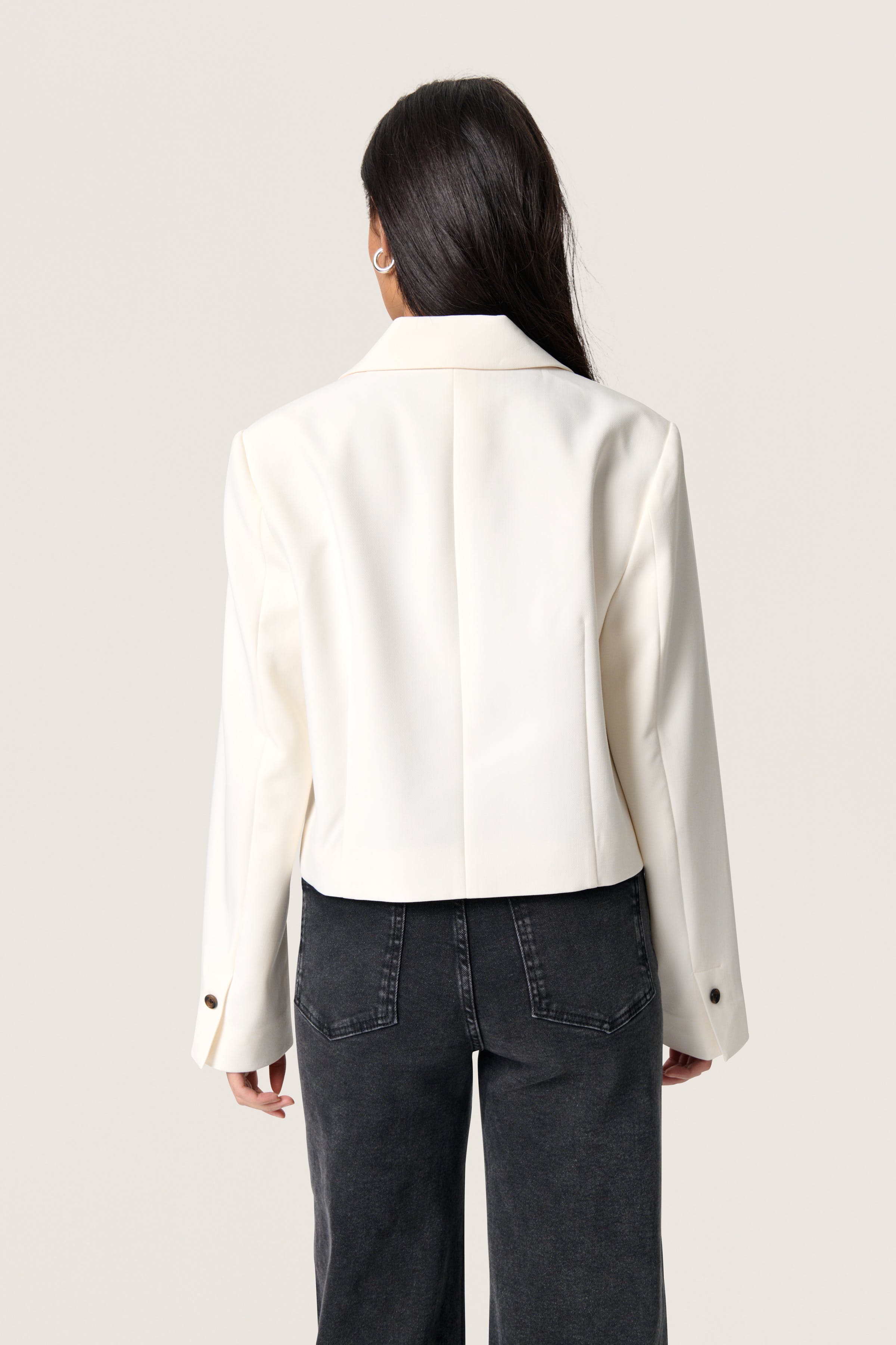 SLCorinne Cropped Blazer LOOKBOOK BACK 30407631-111001