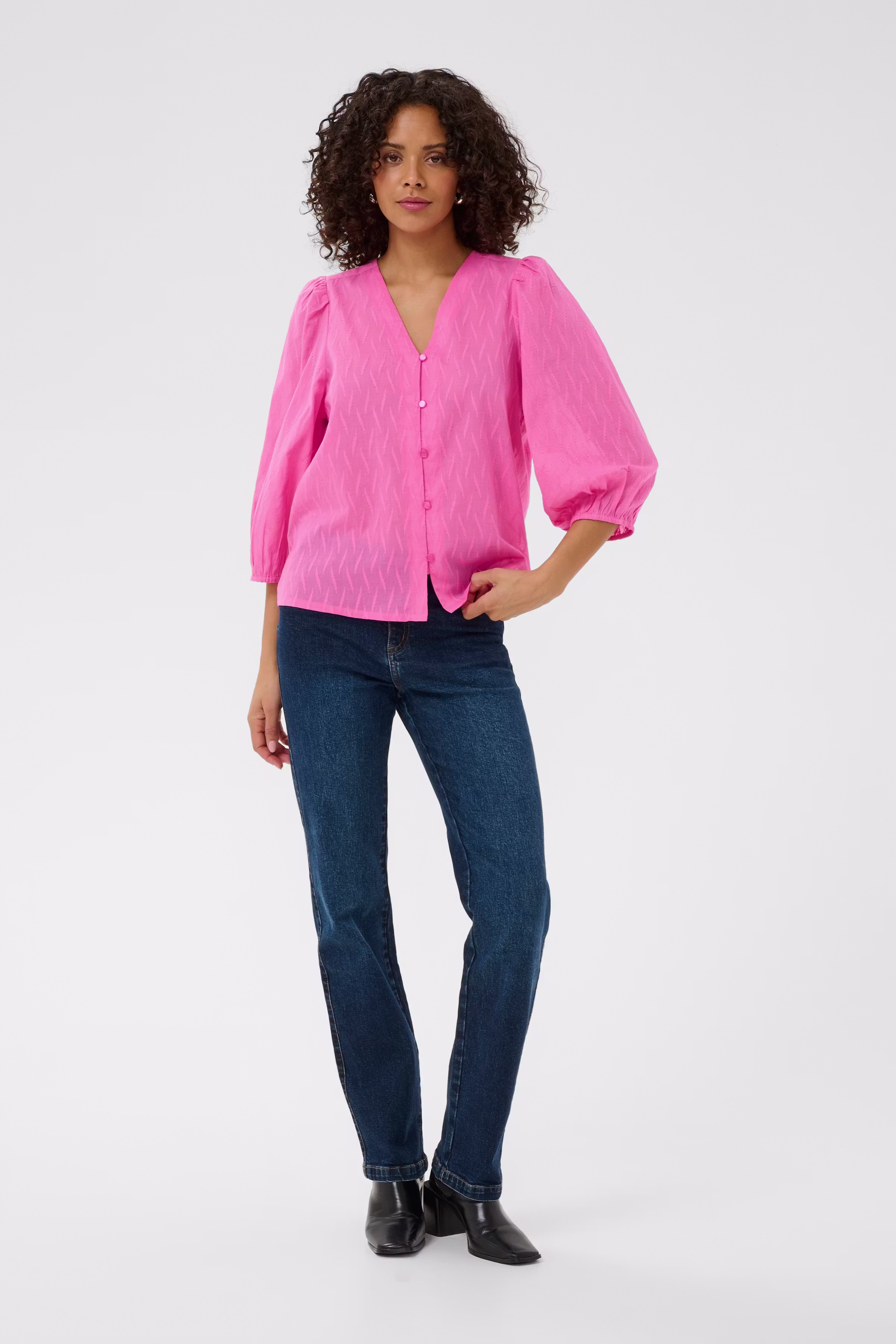 KAgabriela Bluse LOOKBOOK FRONT 10511205-162118
