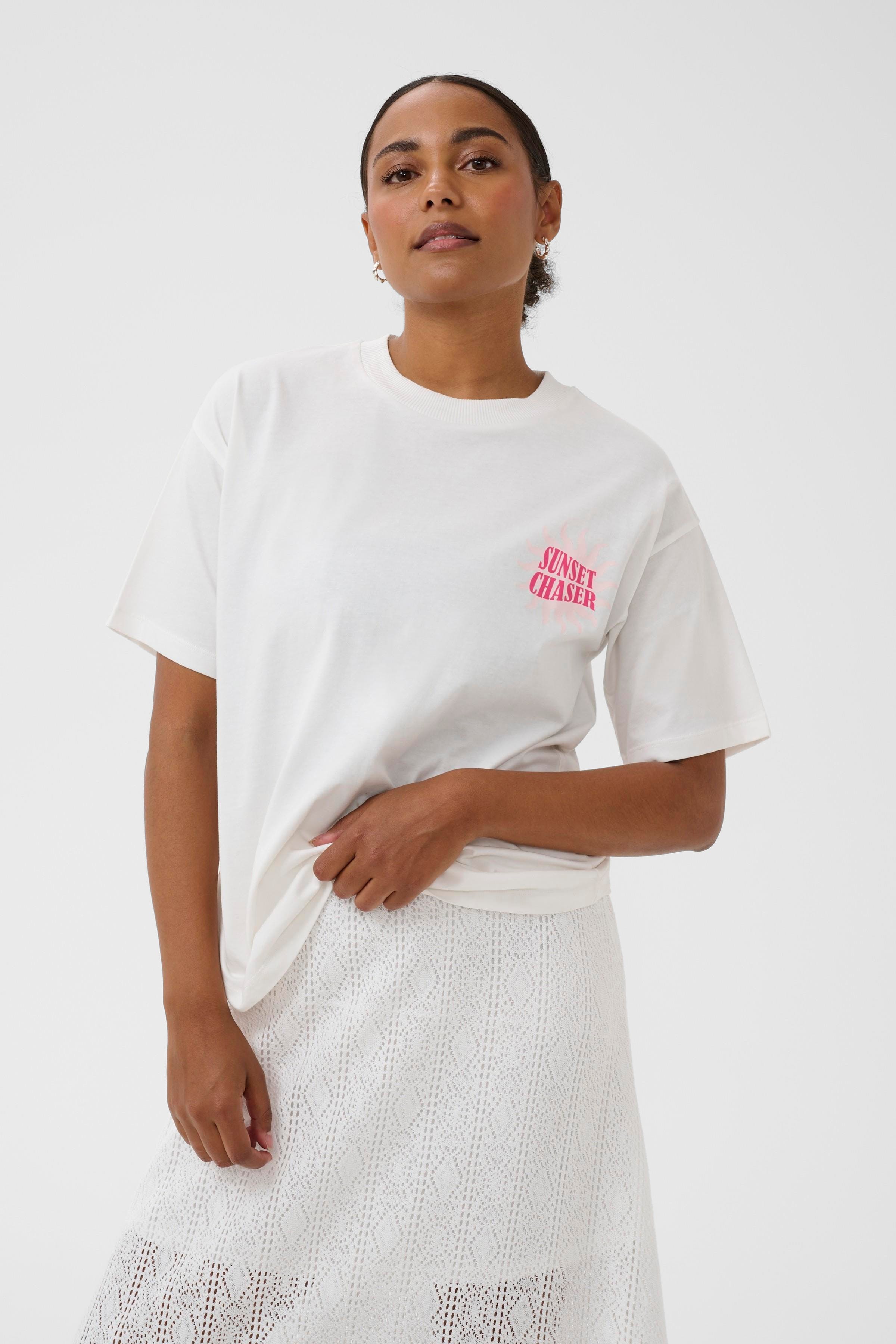 KAkelly T-shirt LOOKBOOK FRONT 10511577-109410