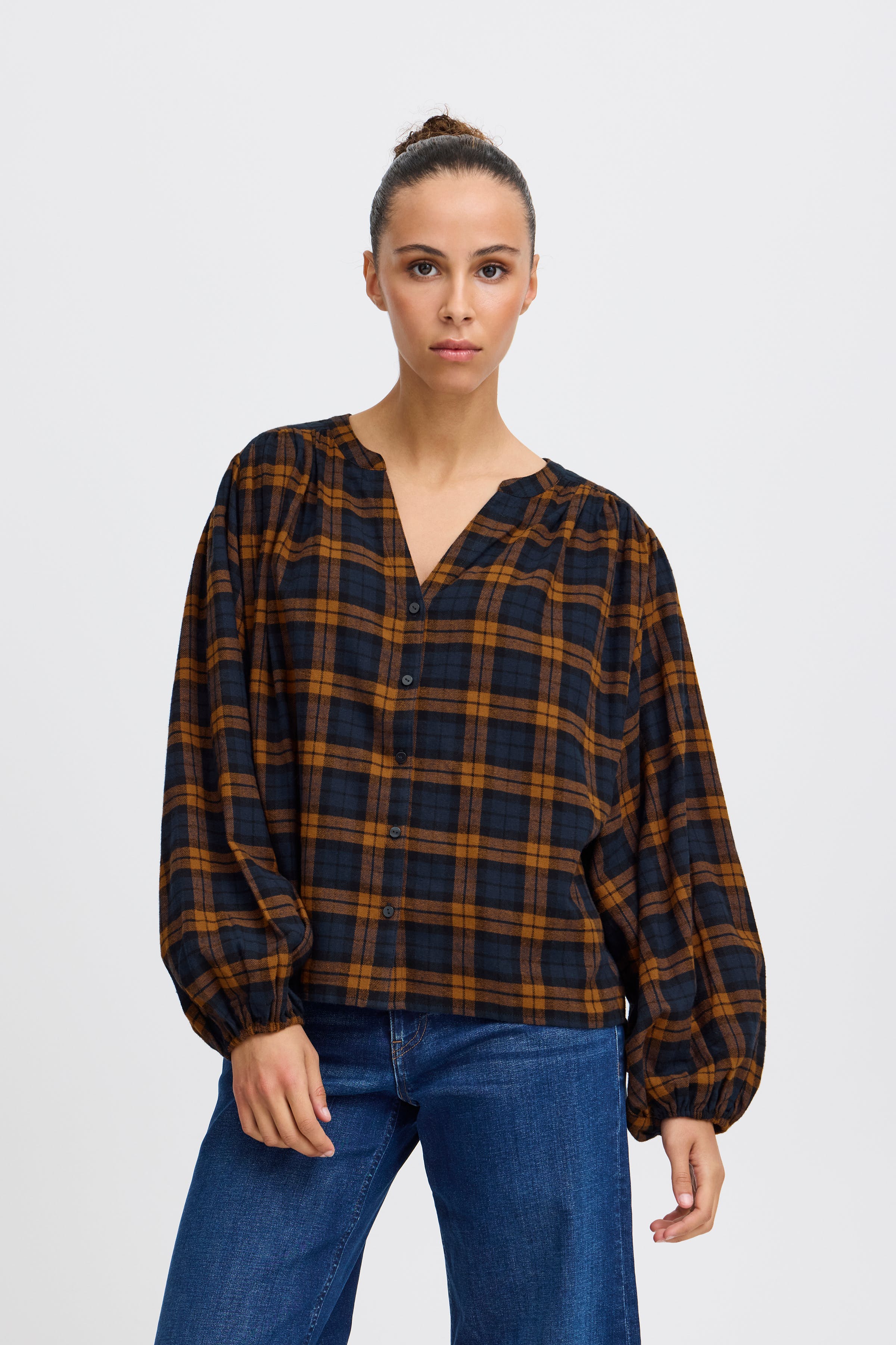 IHTAMANNA Skjorta LOOKBOOK FRONT 20122013-181048