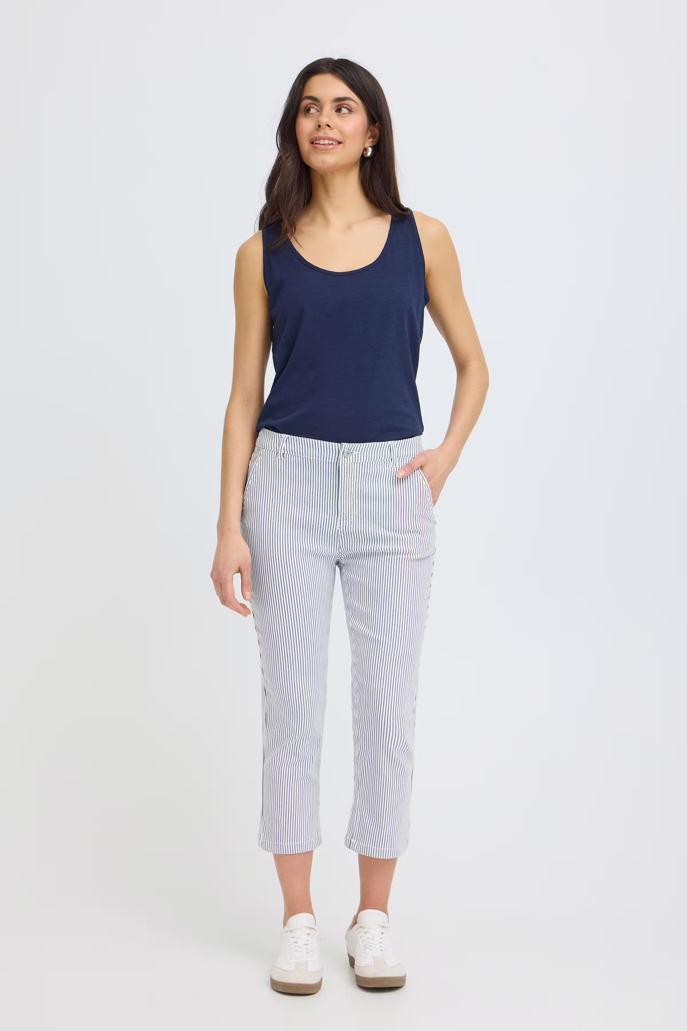 FRENA Capri pants LOOKBOOK FRONT 20617767-203389