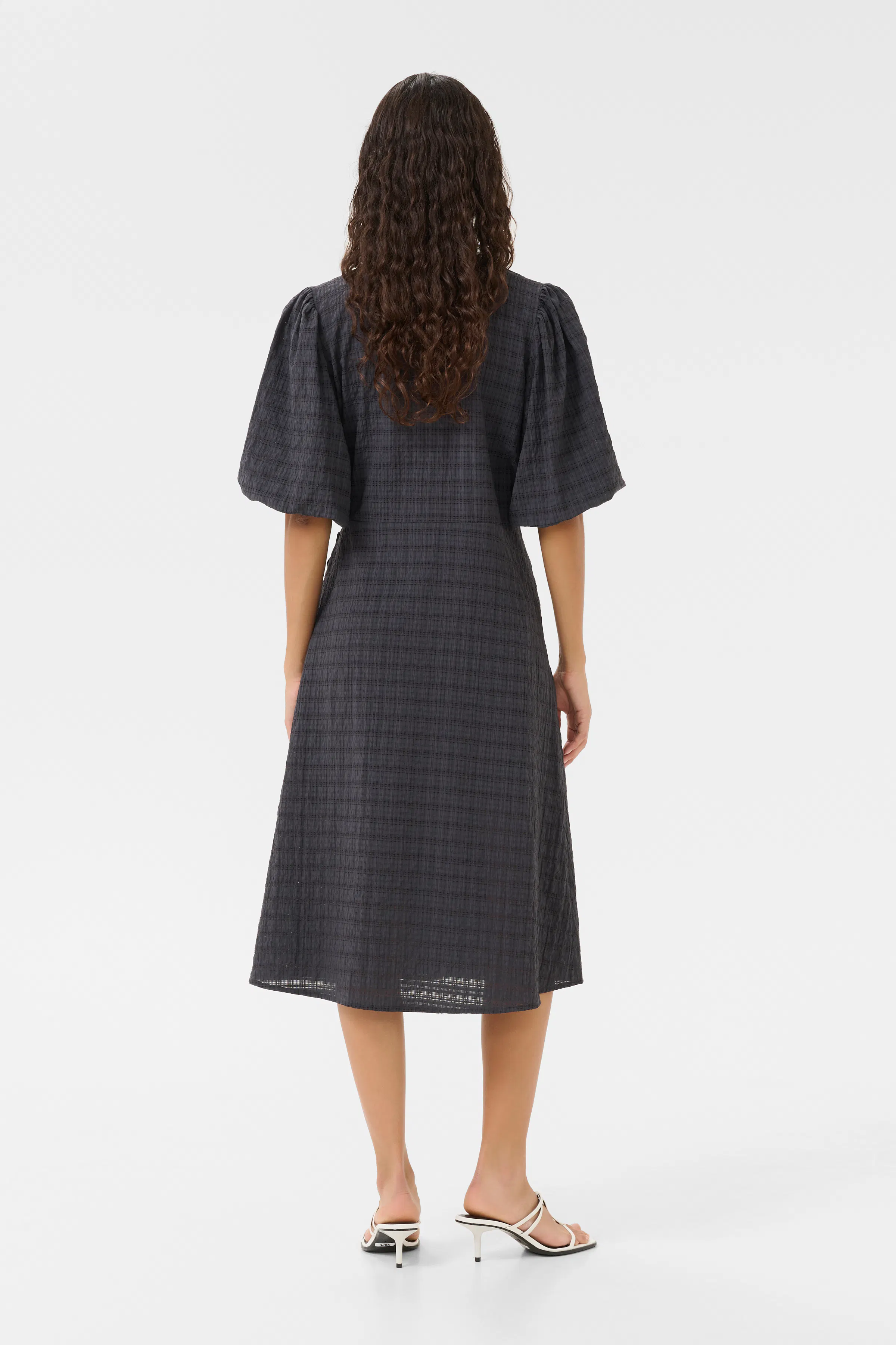 KBAyo Kjole LOOKBOOK BACK 10105533-194016