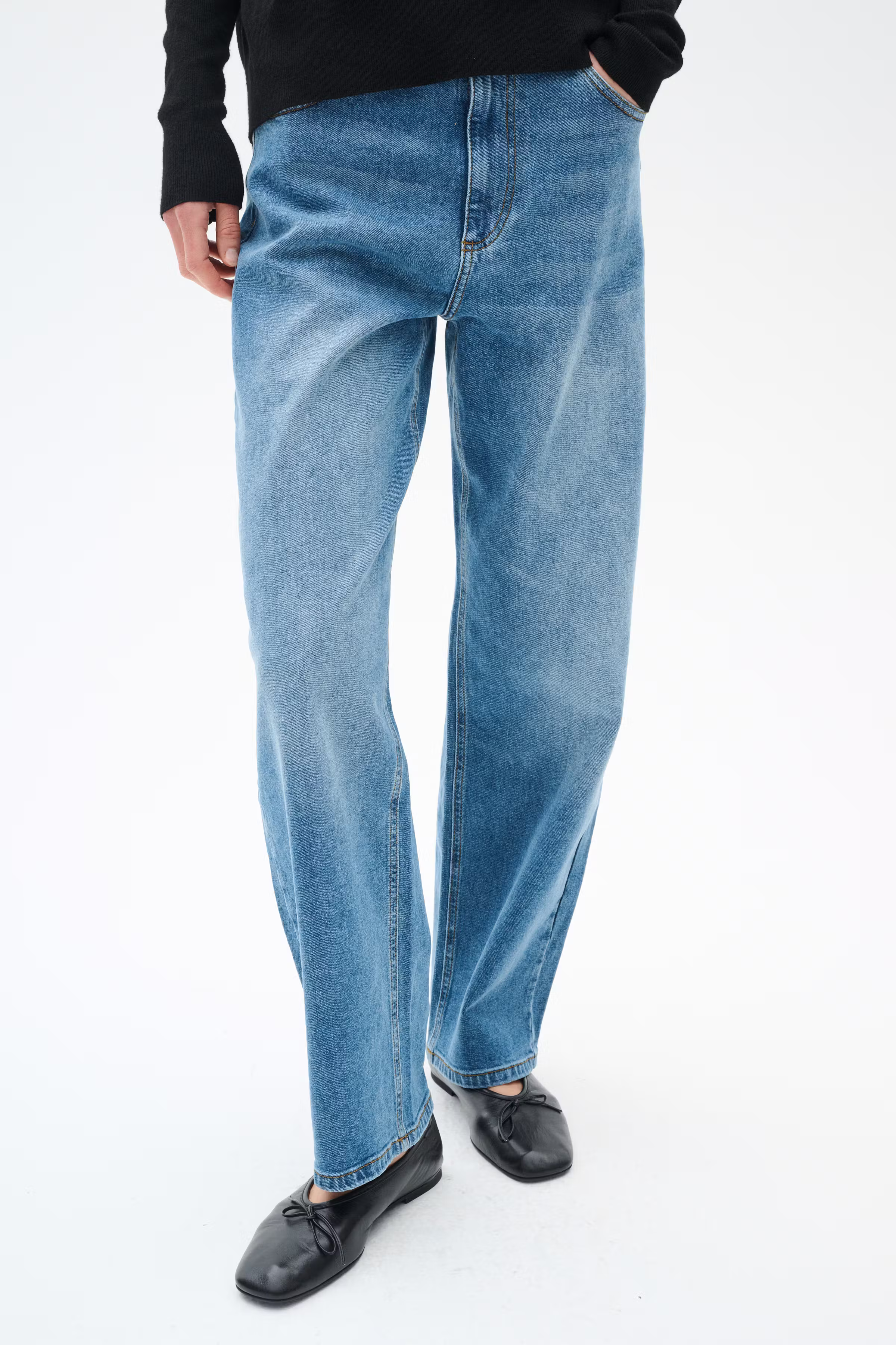 PheifferIW Barrel Jeans LOOKBOOK FRONT 30109169-301979