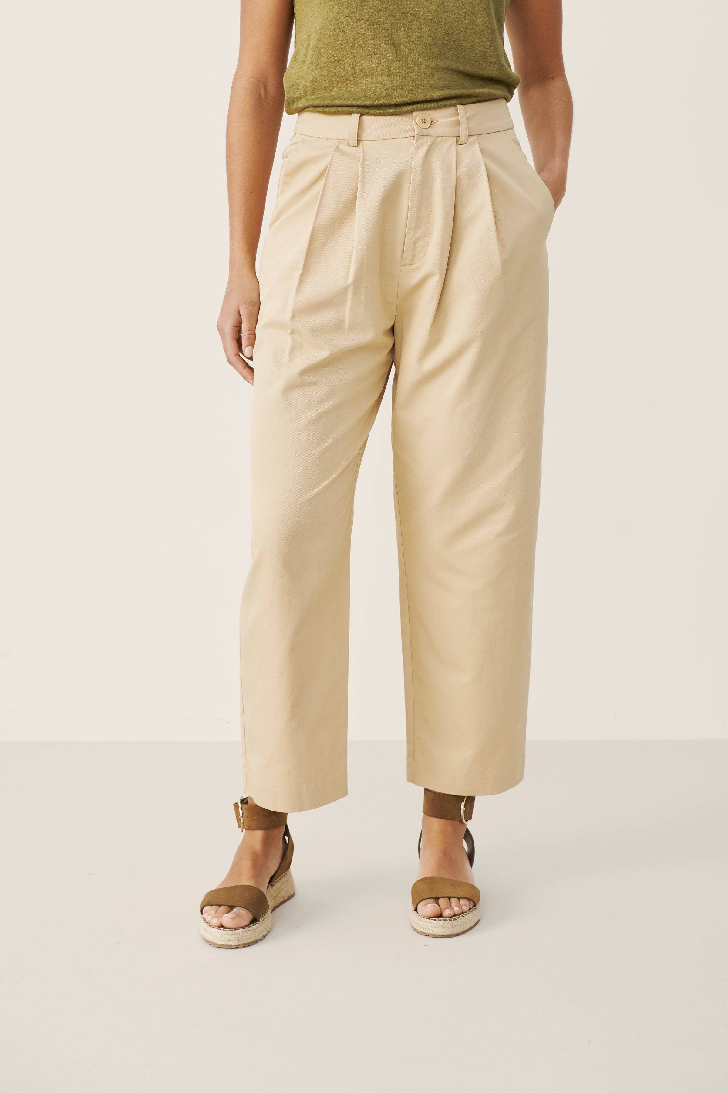 FinaPW Casual broek LOOKBOOK FRONT 30306003-151116