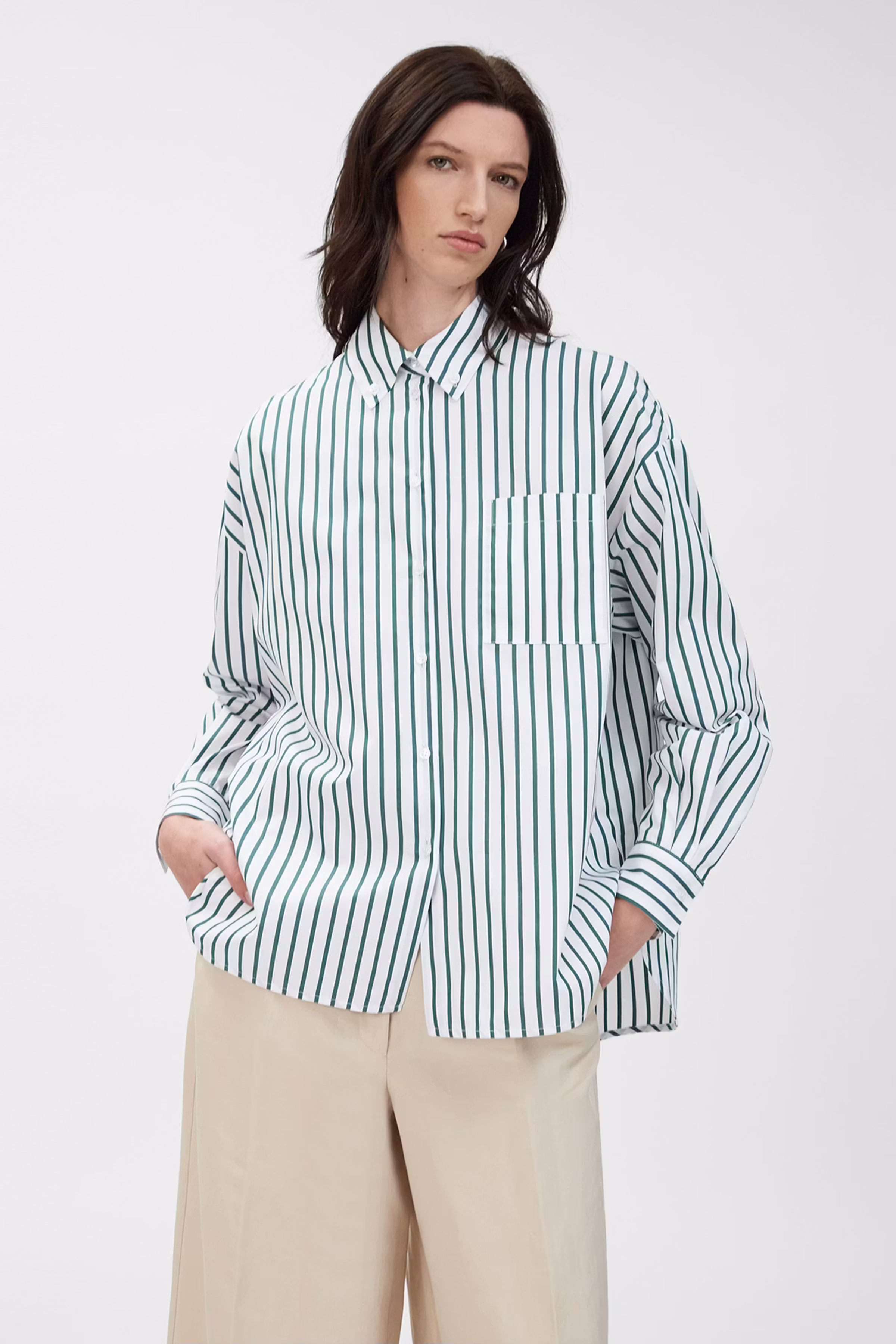 BETHANY Bluse LOOKBOOK FRONT 30600218-MC2100