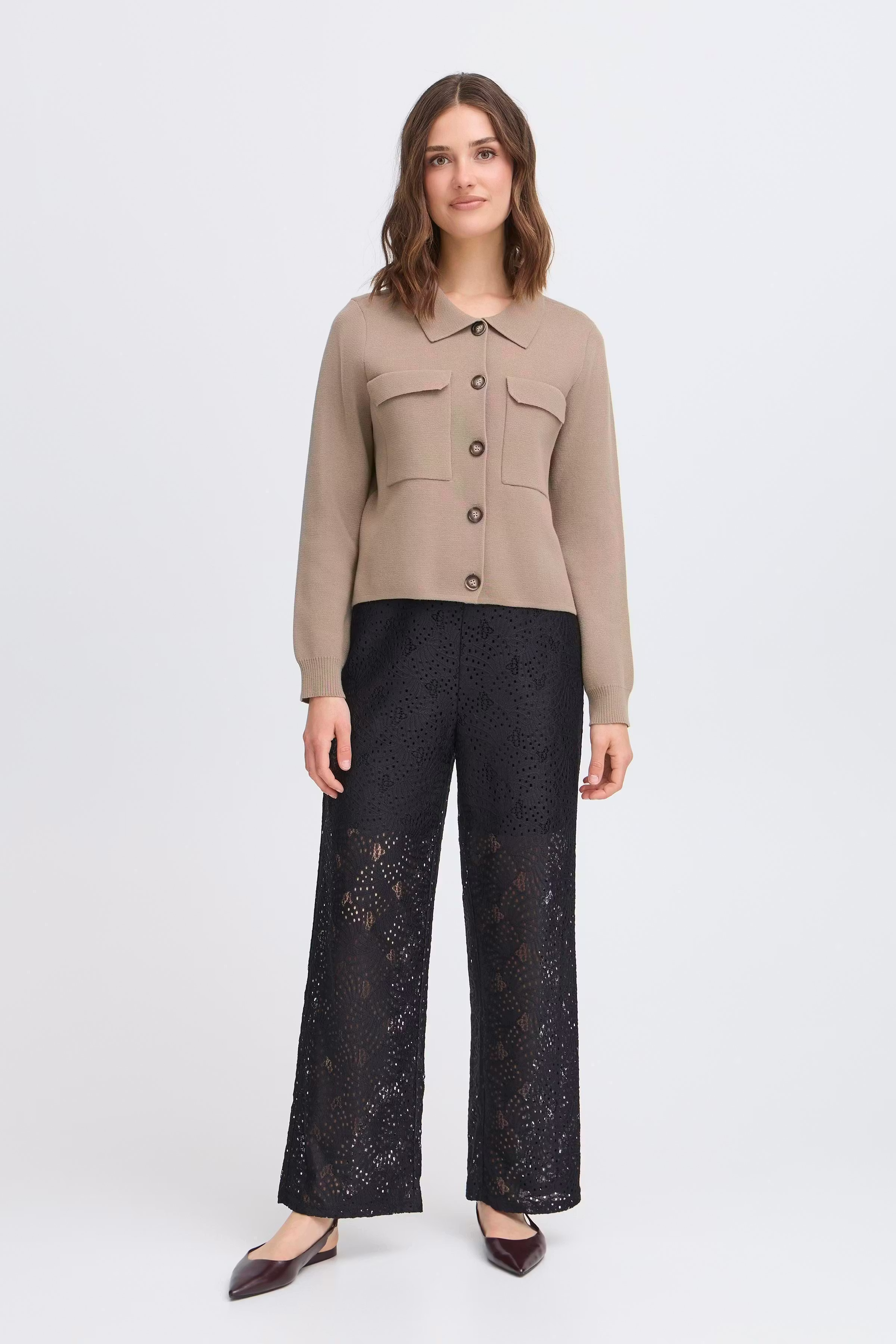 FRITA Cardigan LOOKBOOK FRONT 20615499-171311