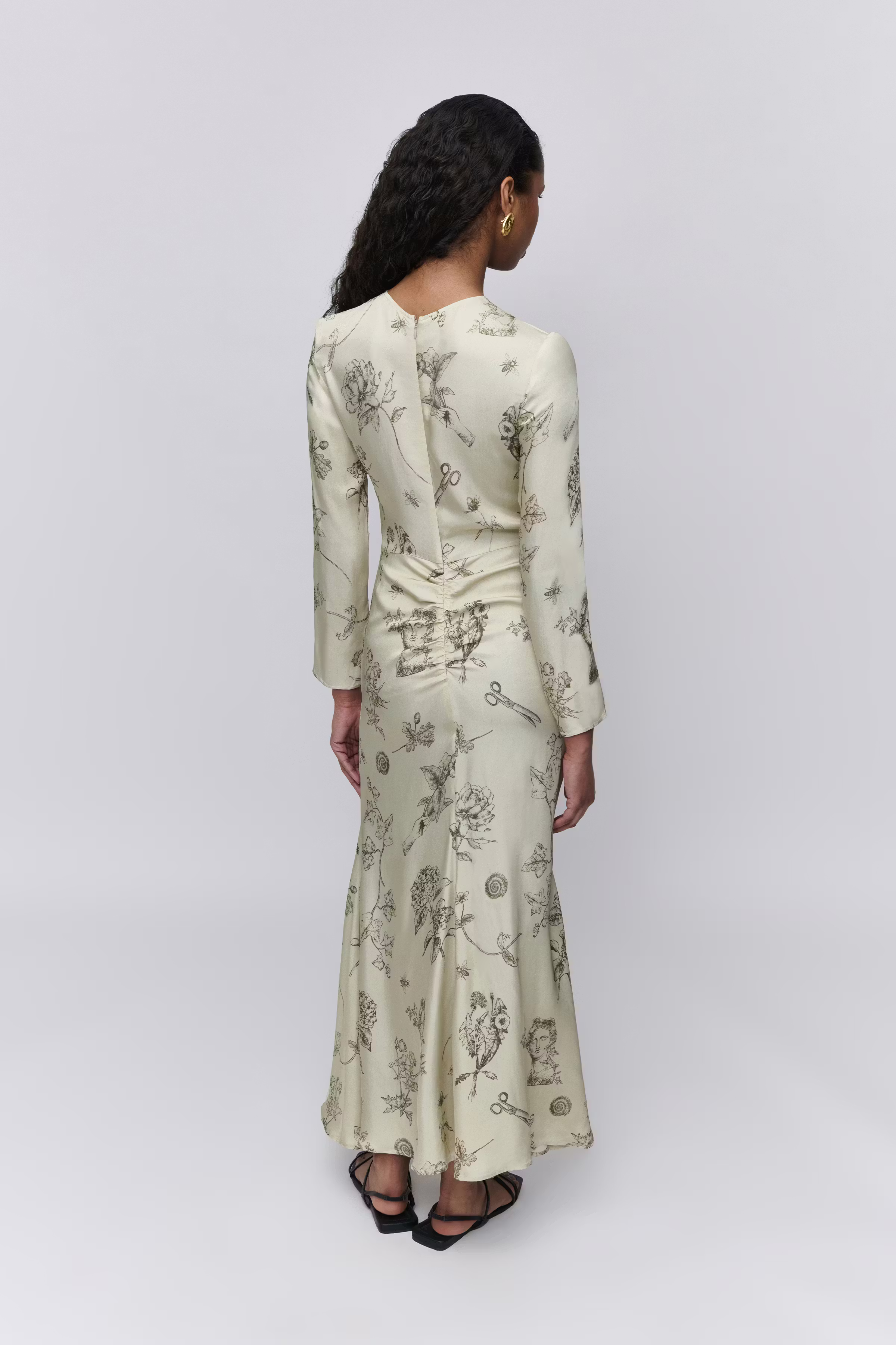 IODAMARA Dress LOOKBOOK BACK 30600675-MC2173