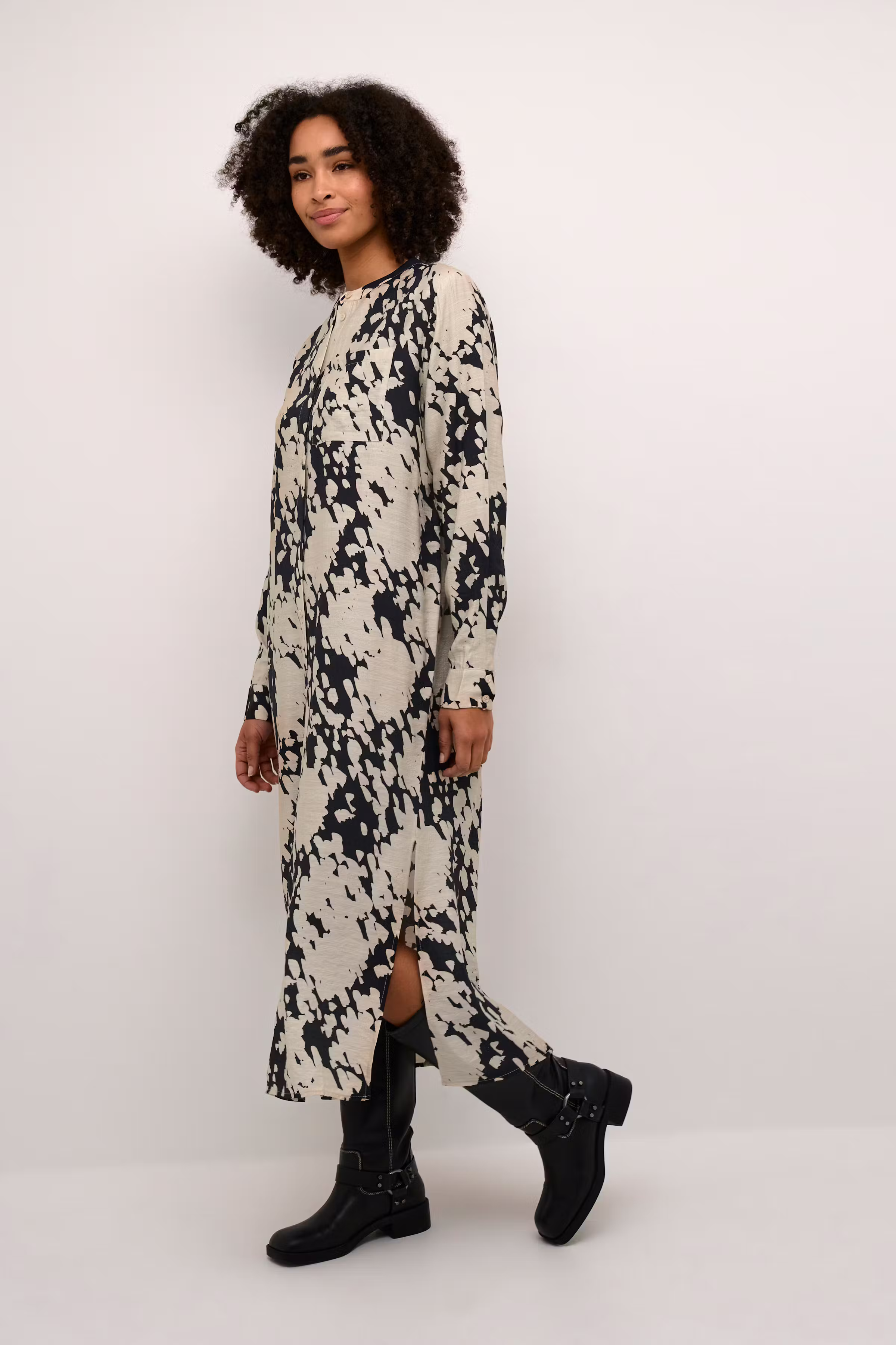 KAlouise Dress LOOKBOOK FRONT 10508987-106289