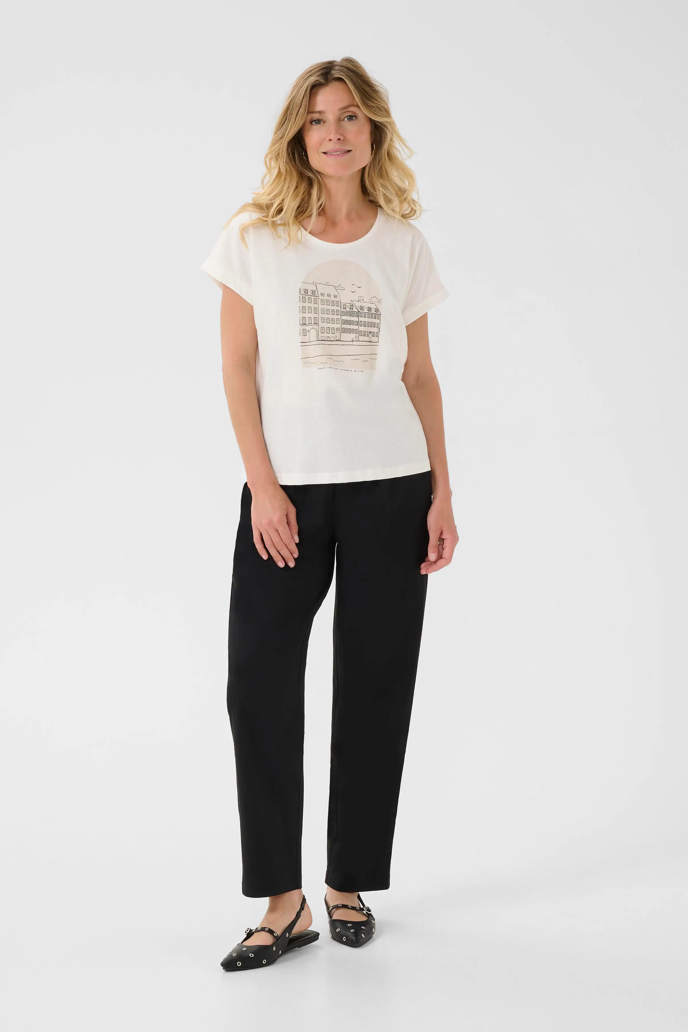 CRSita T-shirt LOOKBOOK FRONT 10614080-108078
