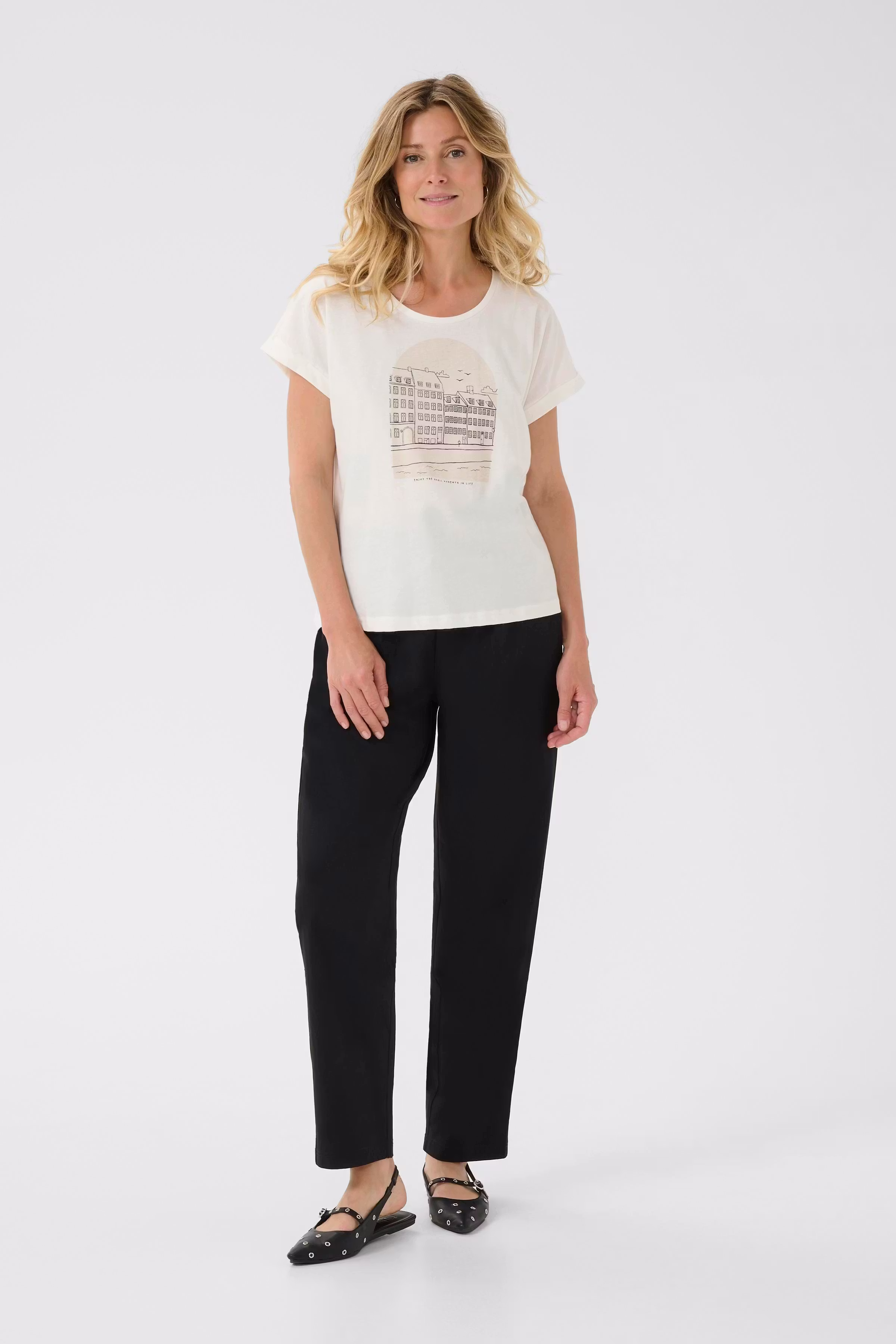 CRSita T-shirt LOOKBOOK FRONT 10614080-108078