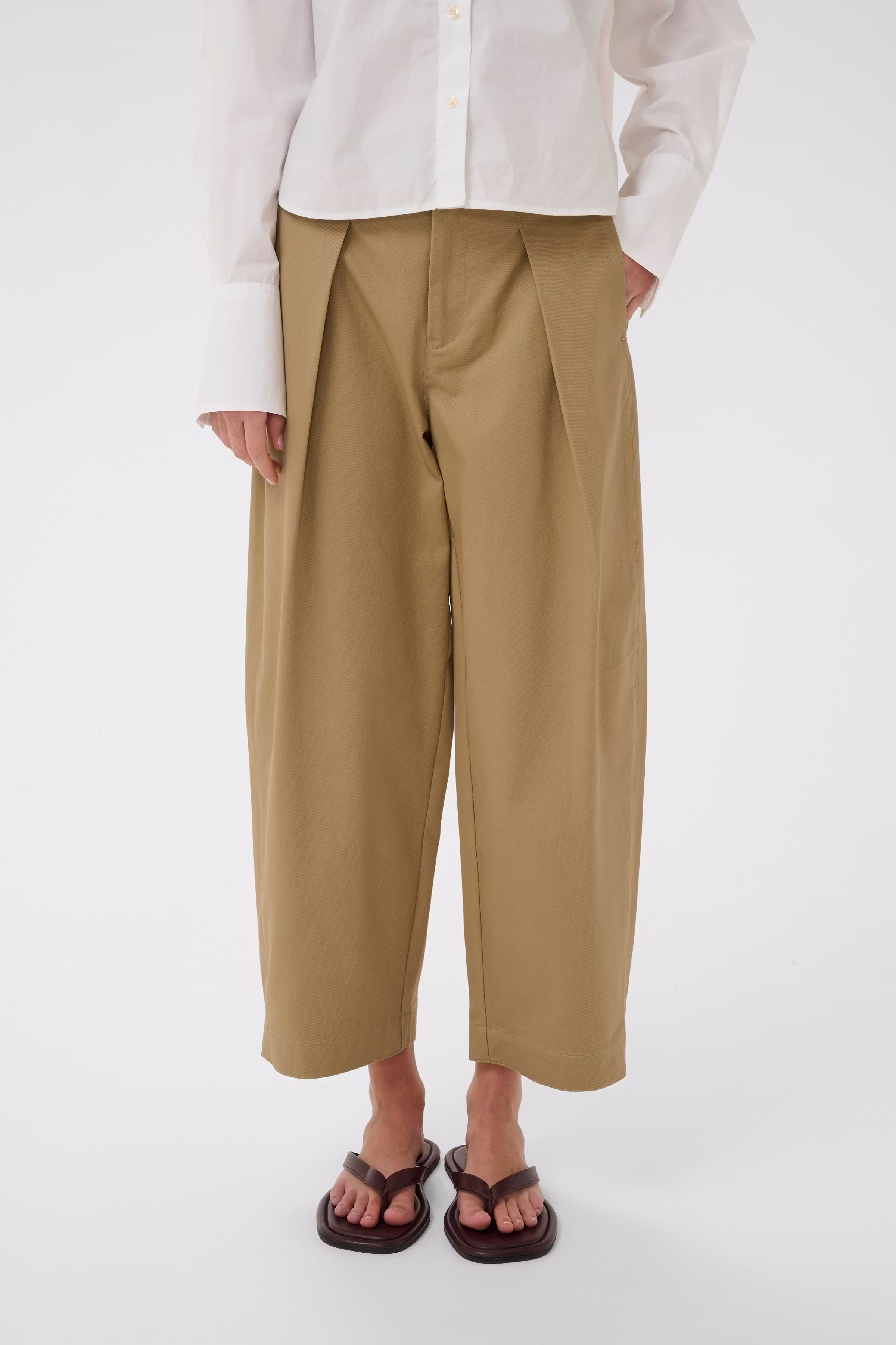 TinikkaIW Cropped Trousers LOOKBOOK FRONT 30111258-161315