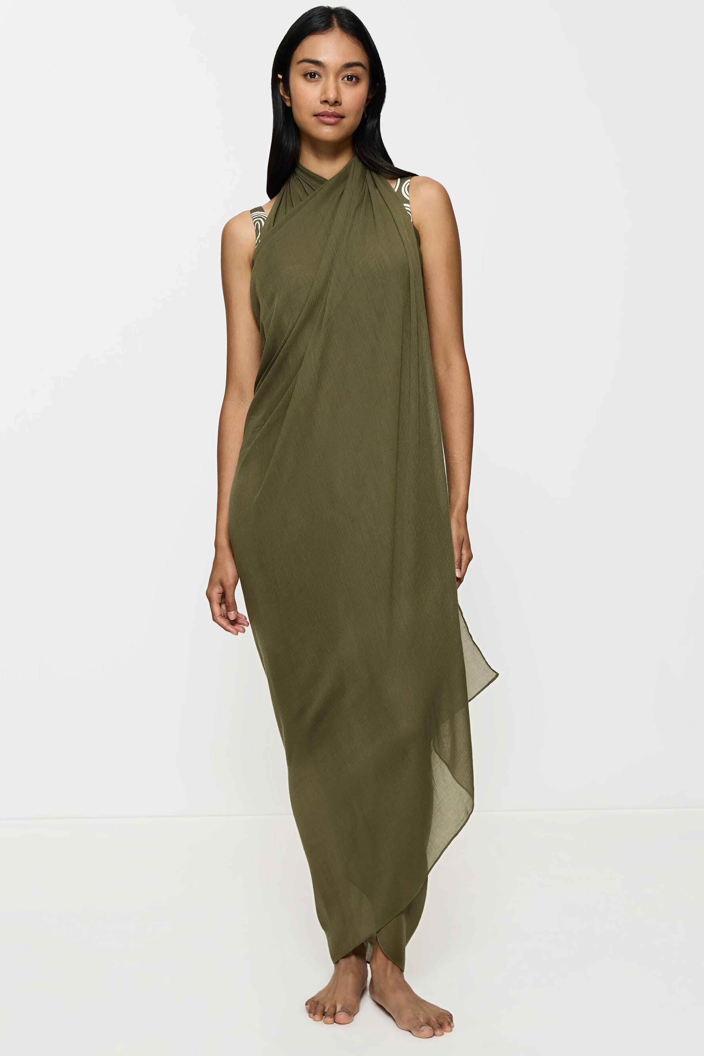 BeachPareo Scarf LOOKBOOK FRONT 40500292-T00MM