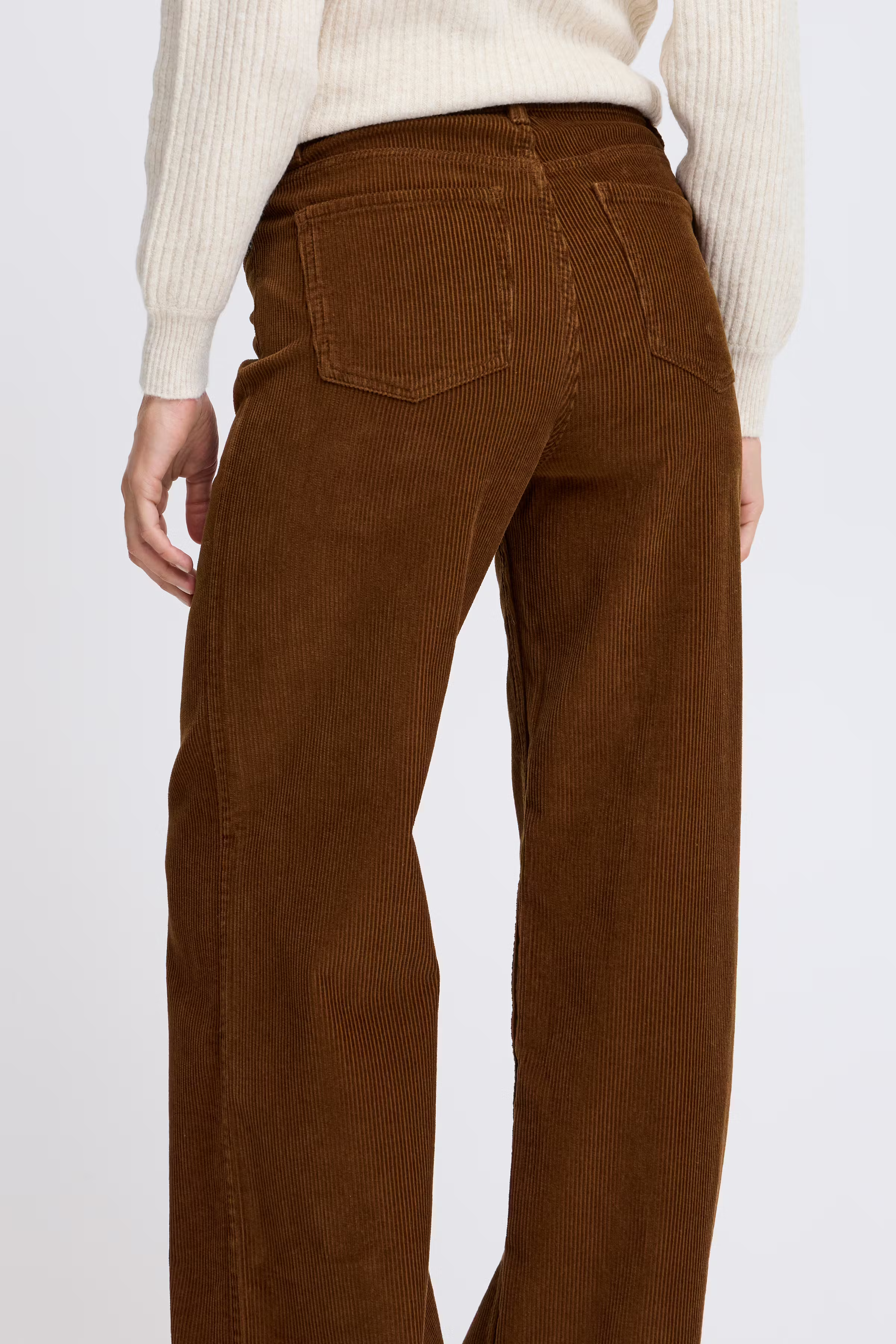 BYDANNA Bukser LOOKBOOK DETAIL 20812113-181027