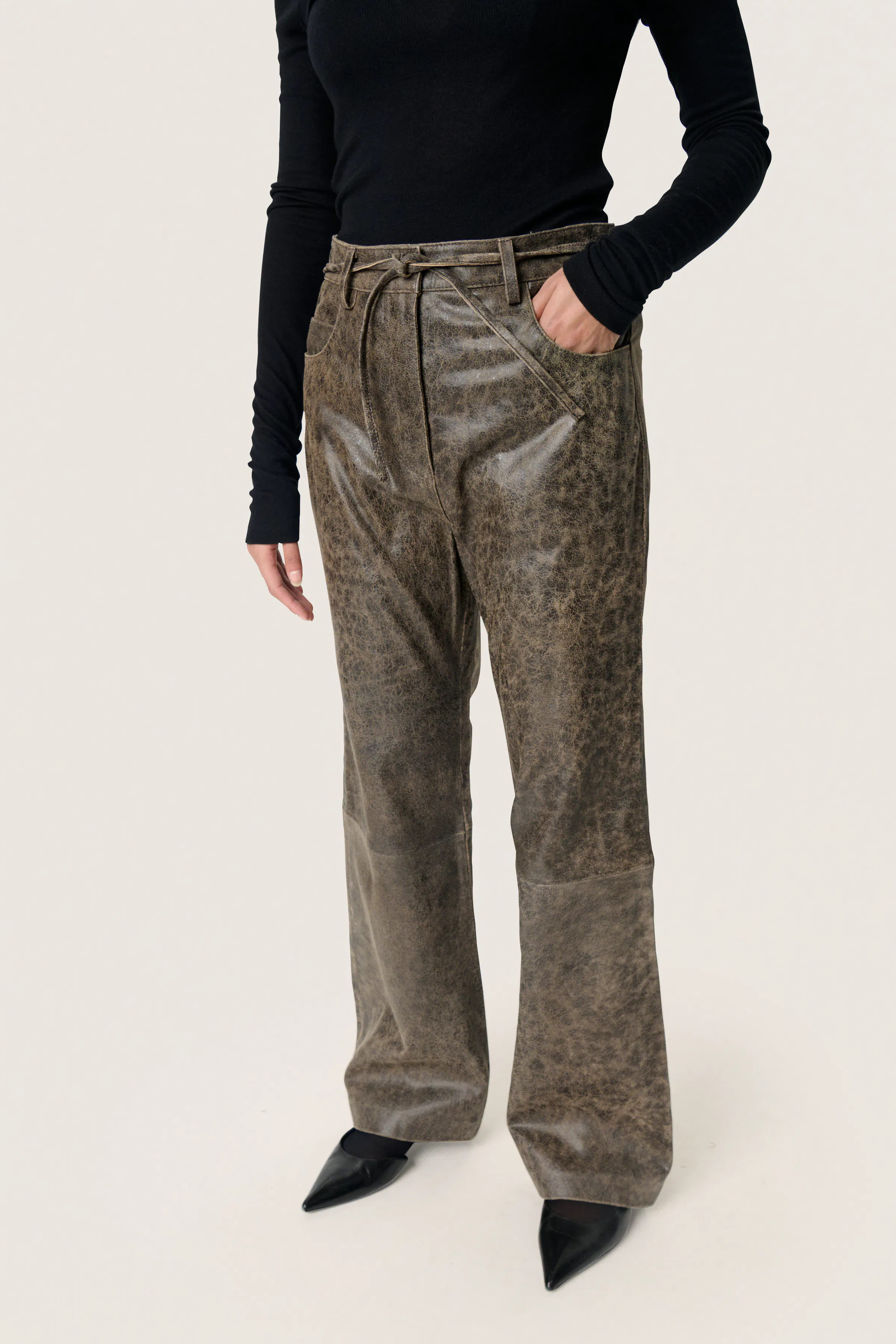 SLIsabeau Bukser LOOKBOOK FRONT 30408575-304226