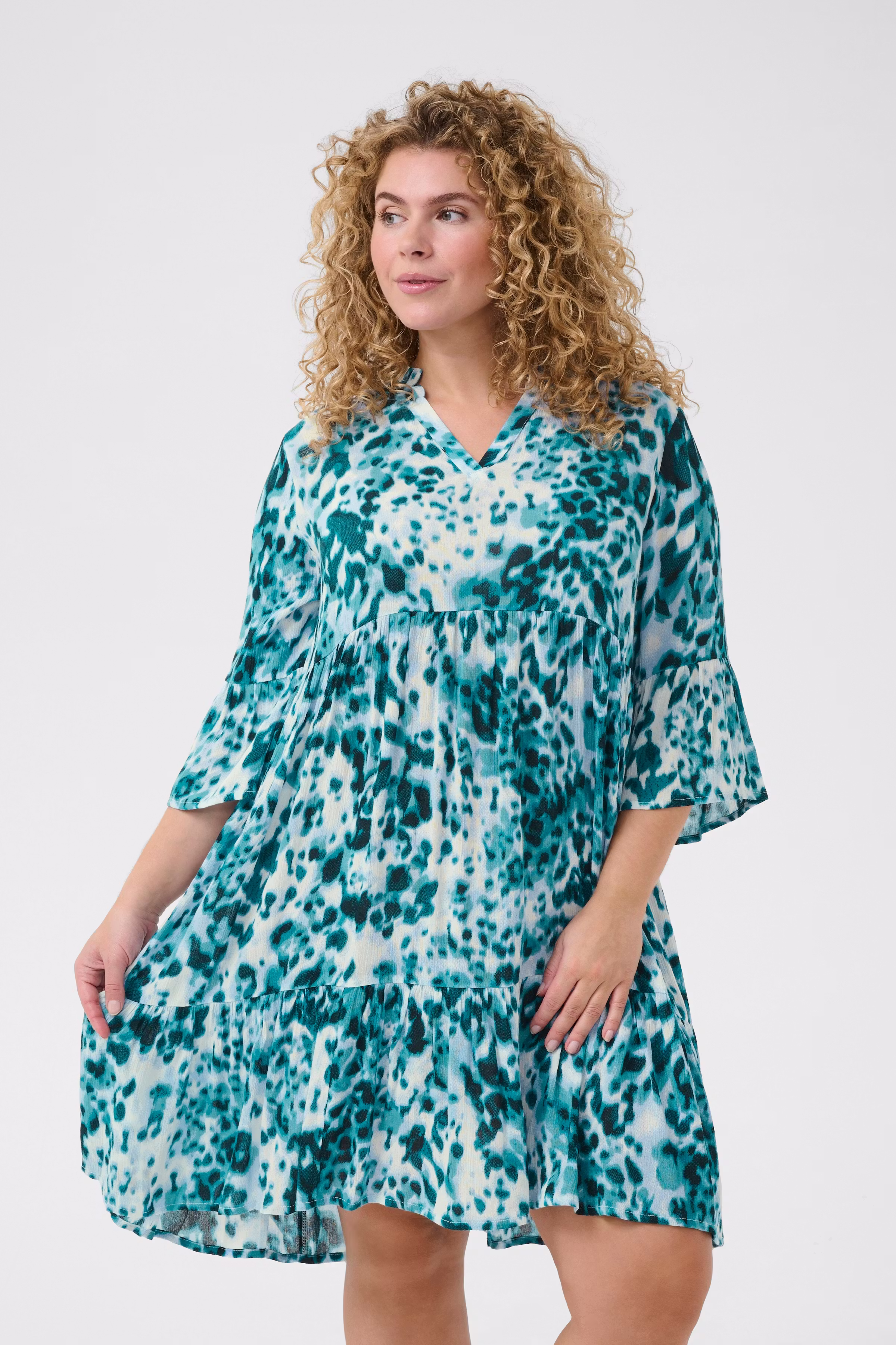 KCami Leopard Dress LOOKBOOK FRONT 10582029-107662