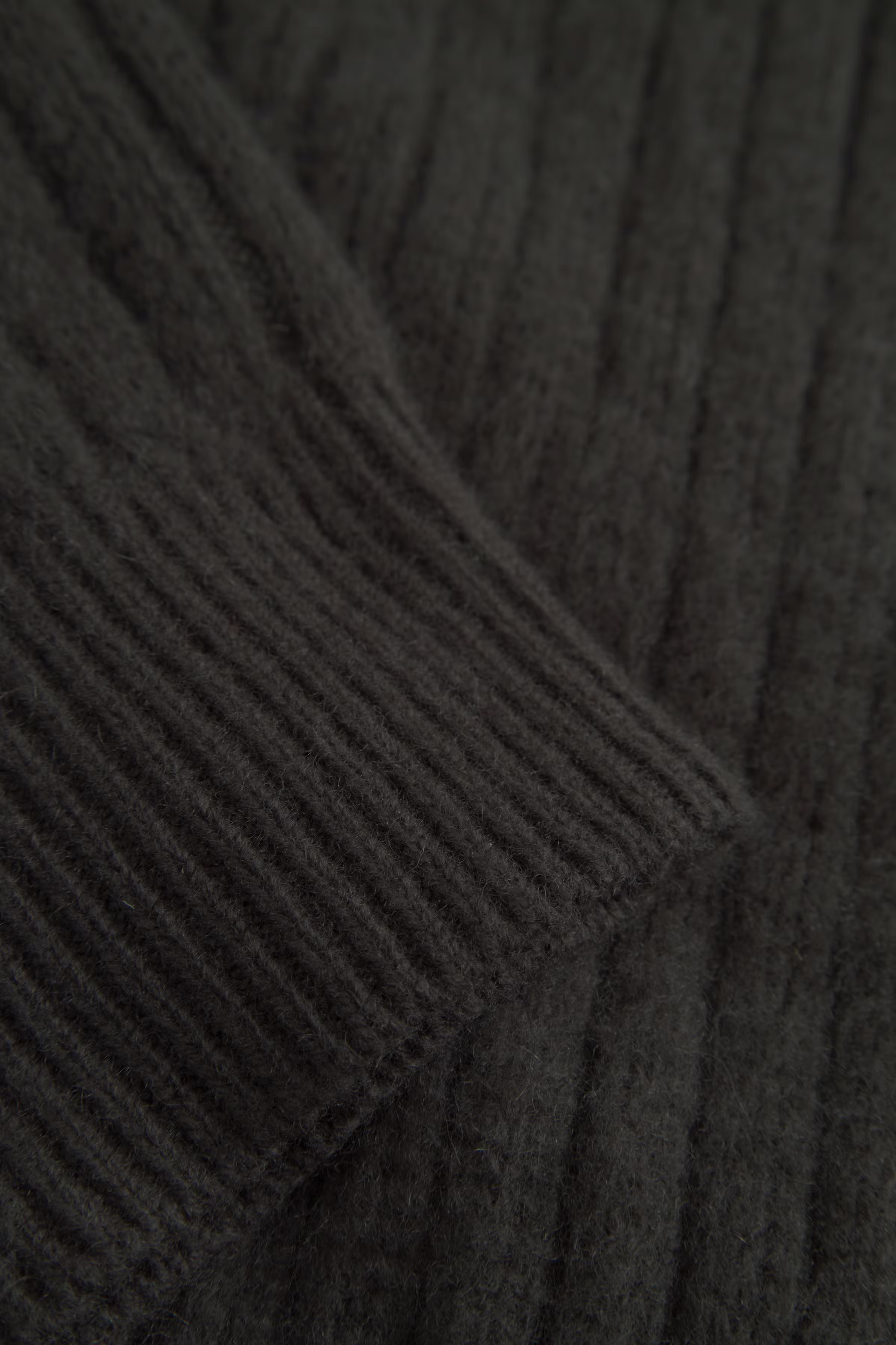 WWLars Cardigan PACK DETAIL 30251524-194406