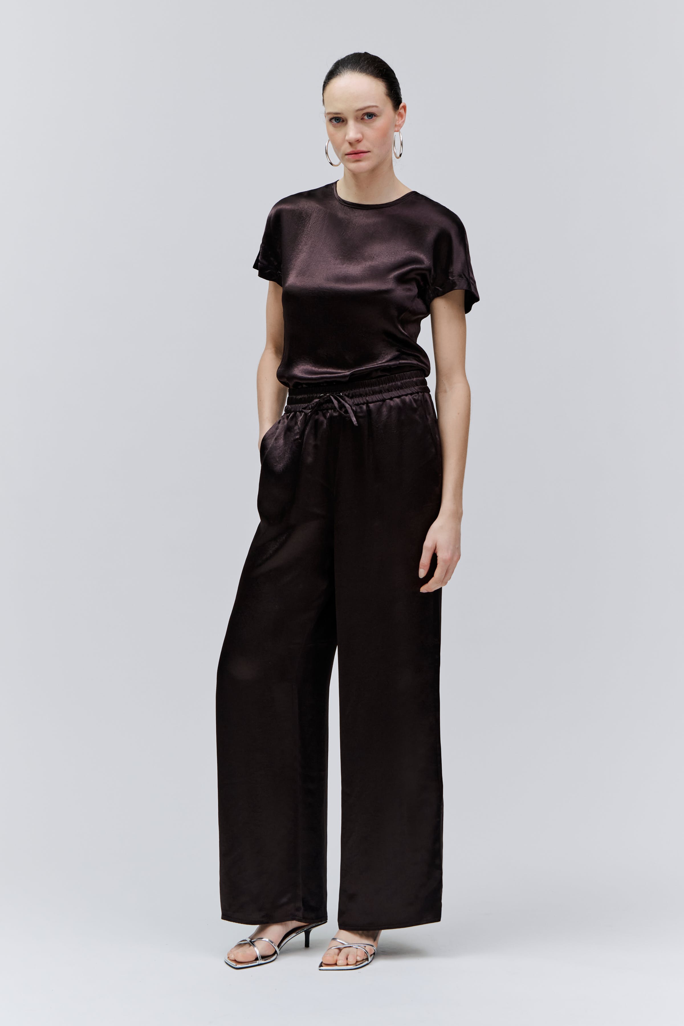 PIA Trousers LOOKBOOK FRONT 30600639-BR198