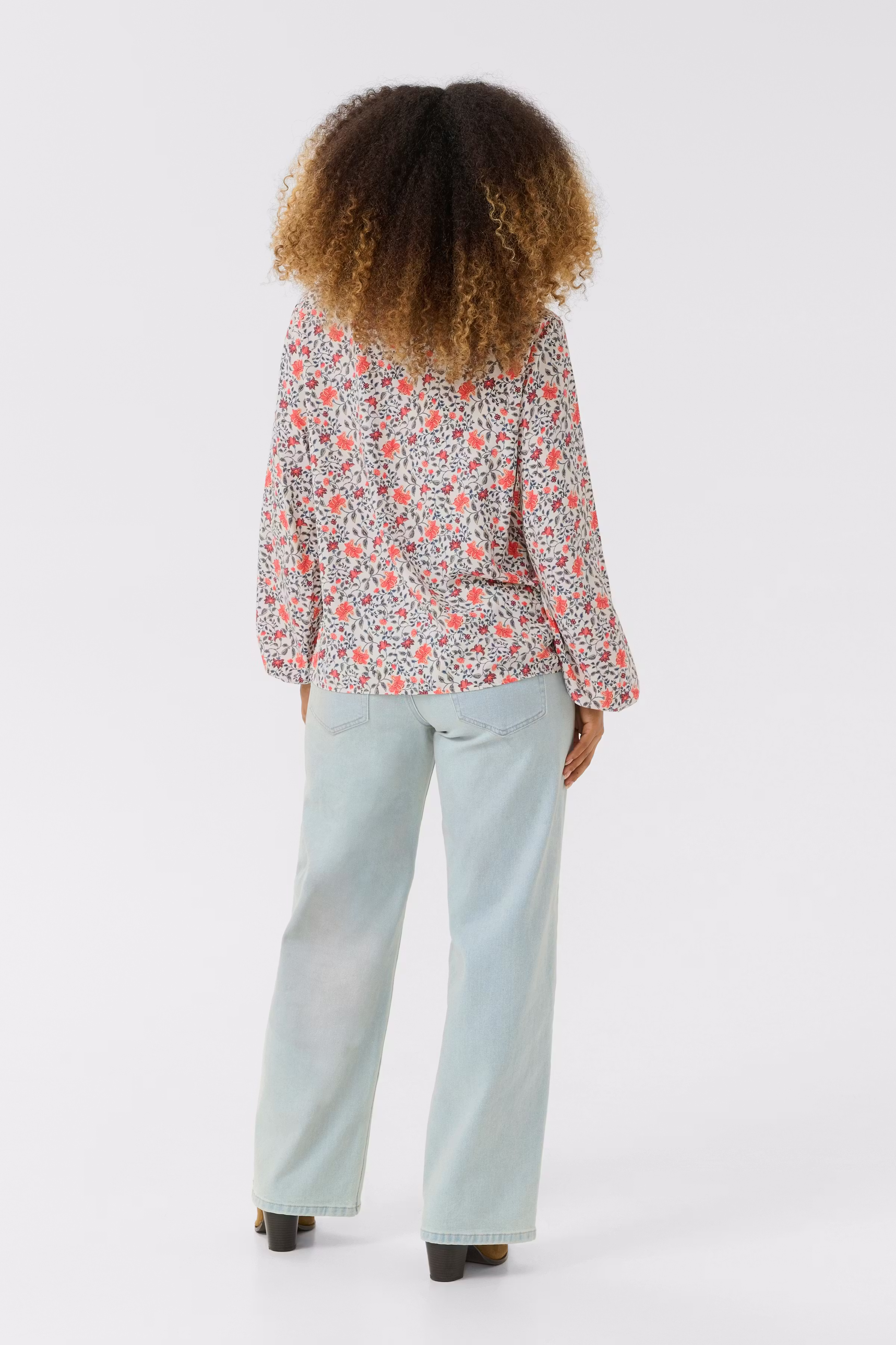 CRNaomi Bluse LOOKBOOK BACK 10613152-107483