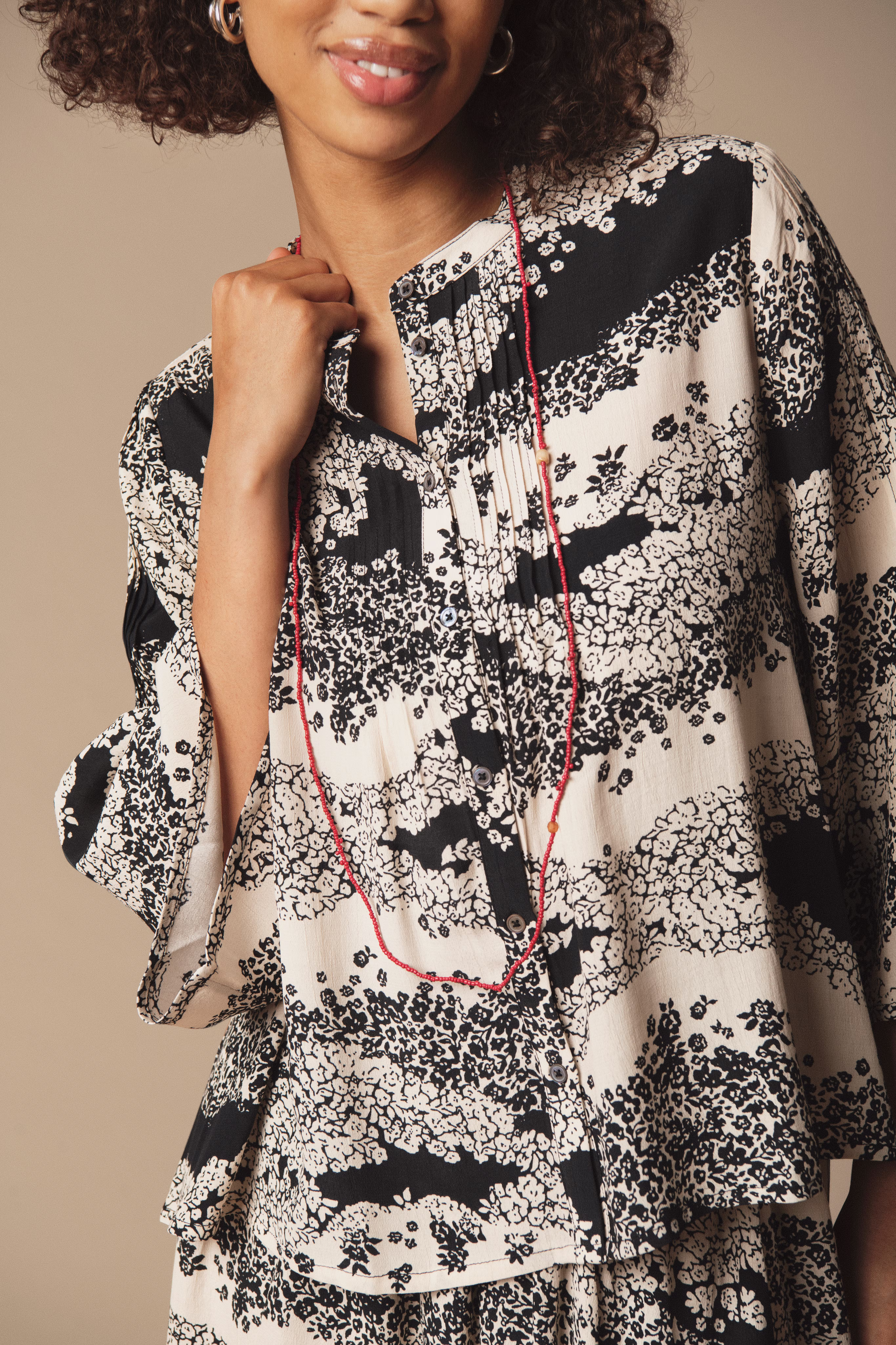 IselinSZ Bluse LOCATION NONE 30513799-303381