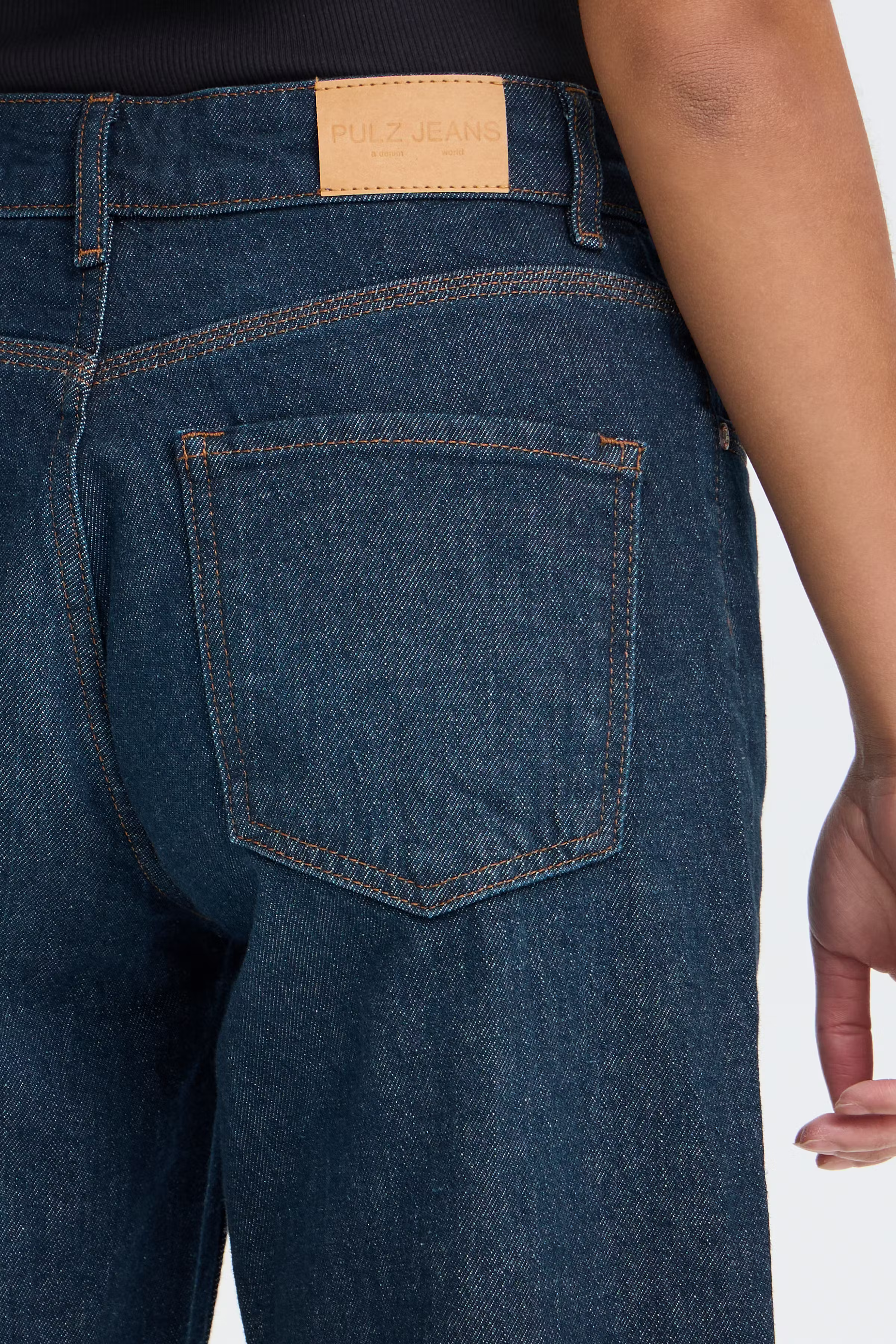 PZVEGA UHW  Jeans Wide Leg LOOKBOOK DETAIL 50207173-200002