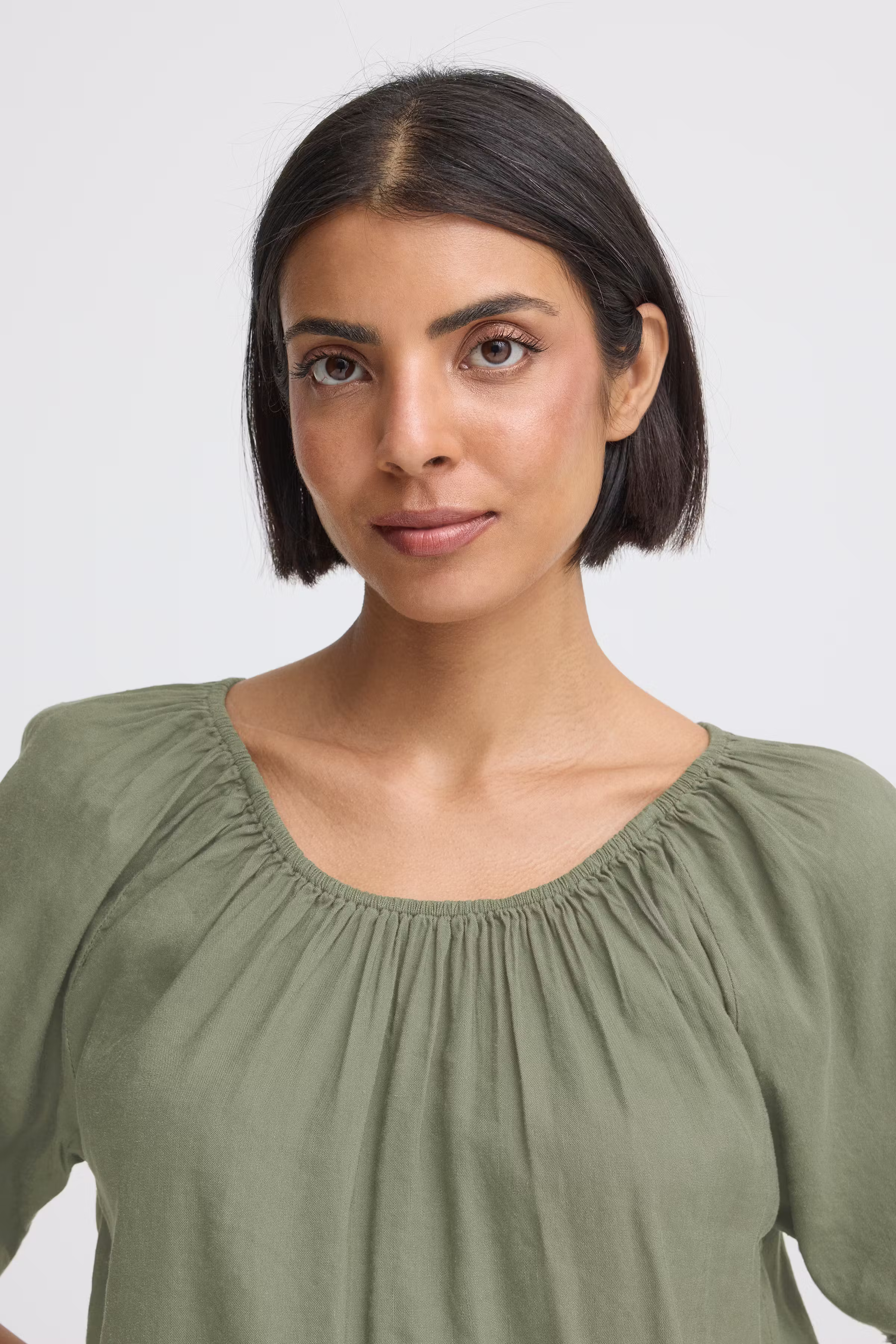 PZLUCA Bluse LOOKBOOK DETAIL 50210438-180312