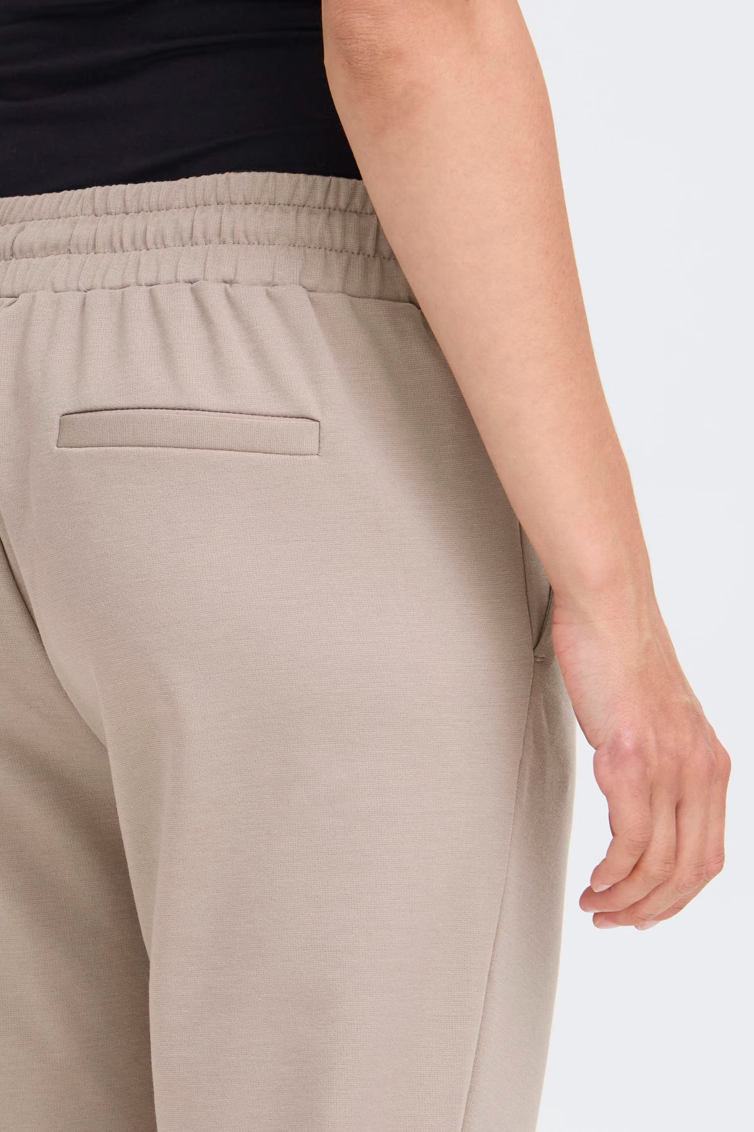 IHKATE Trousers LOOKBOOK DETAIL 20104757-171212