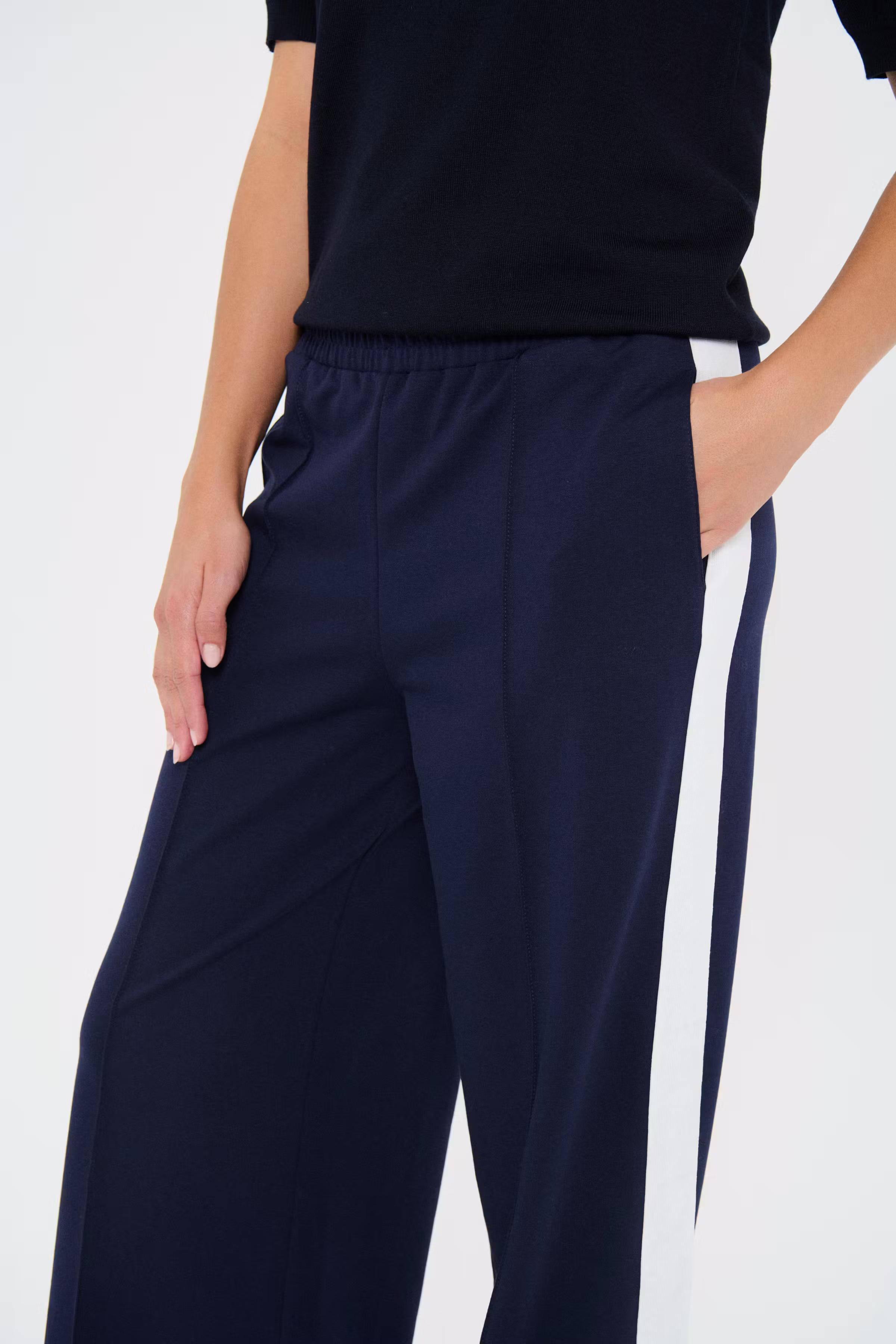 OsakaSZ Trousers LOOKBOOK DETAIL 30514737-193812
