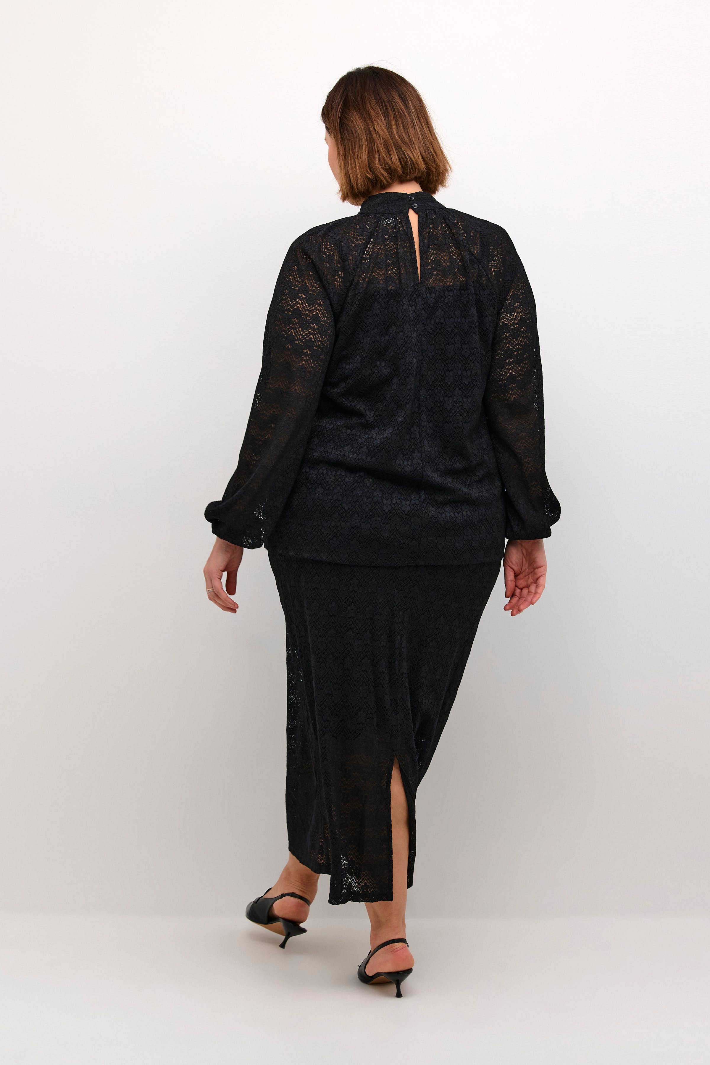 KCsamalia Kanten Blouse LOOKBOOK BACK 10582752-100121