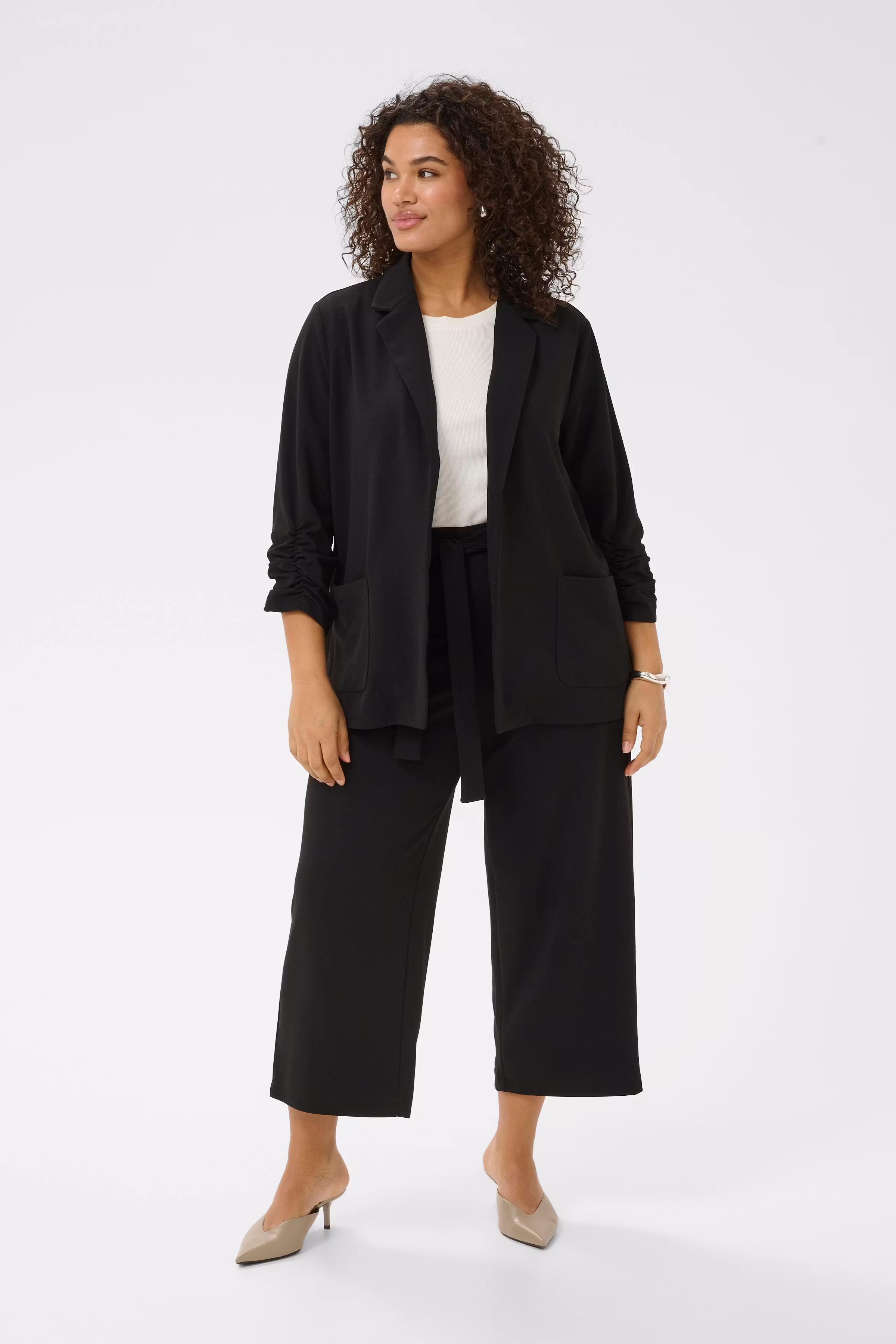 KCpheolo Blazer LOOKBOOK FRONT 10584092-100121