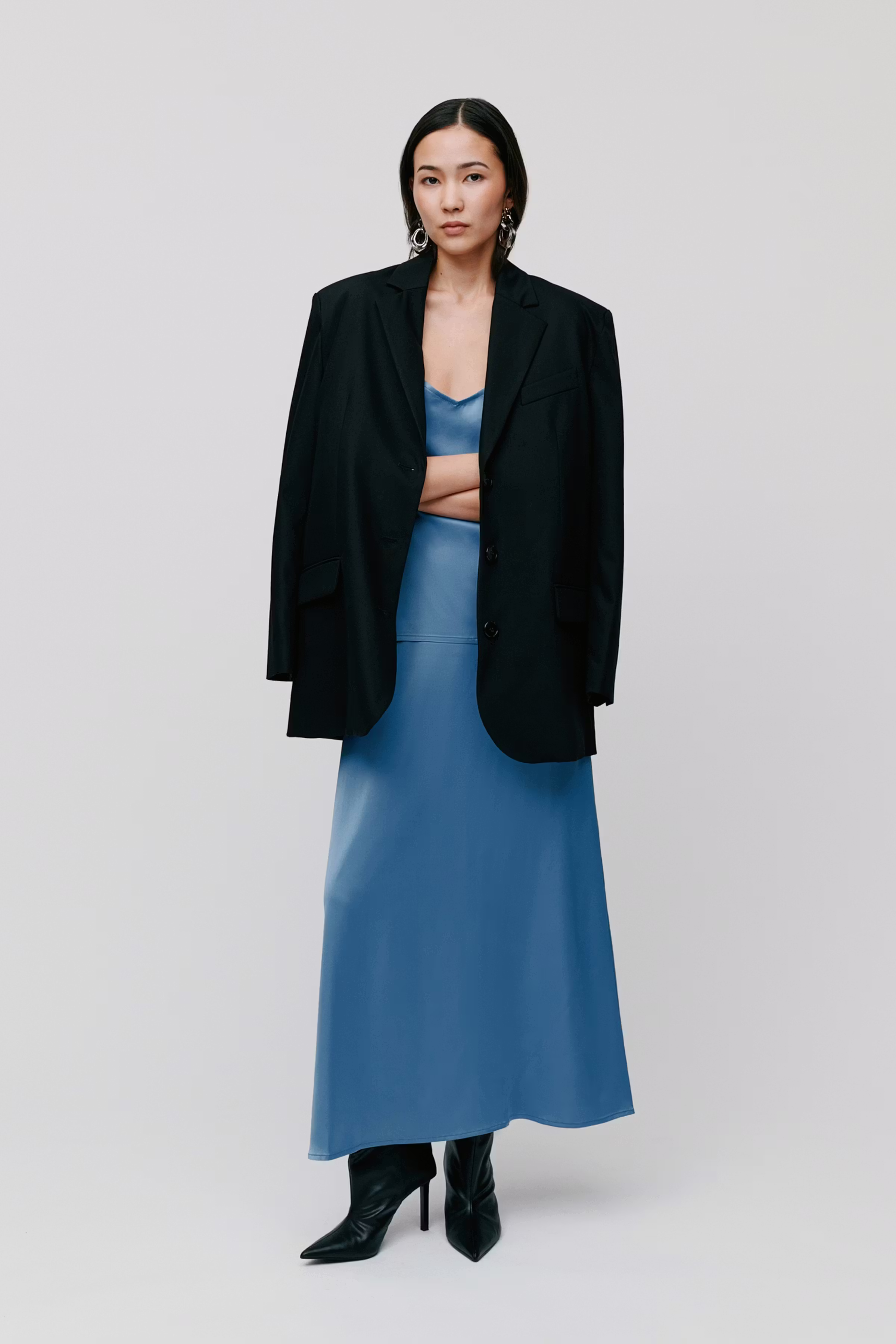 SANNA Skirt LOOKBOOK FRONT 30600528-BL828