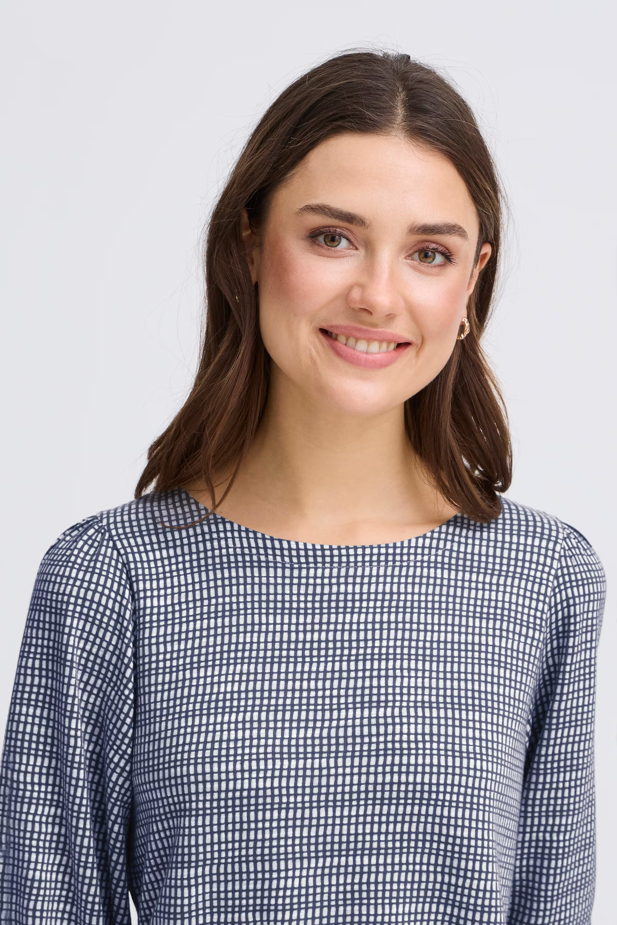 FRNIALA T-shirt LOOKBOOK DETAIL 20617522-900005065