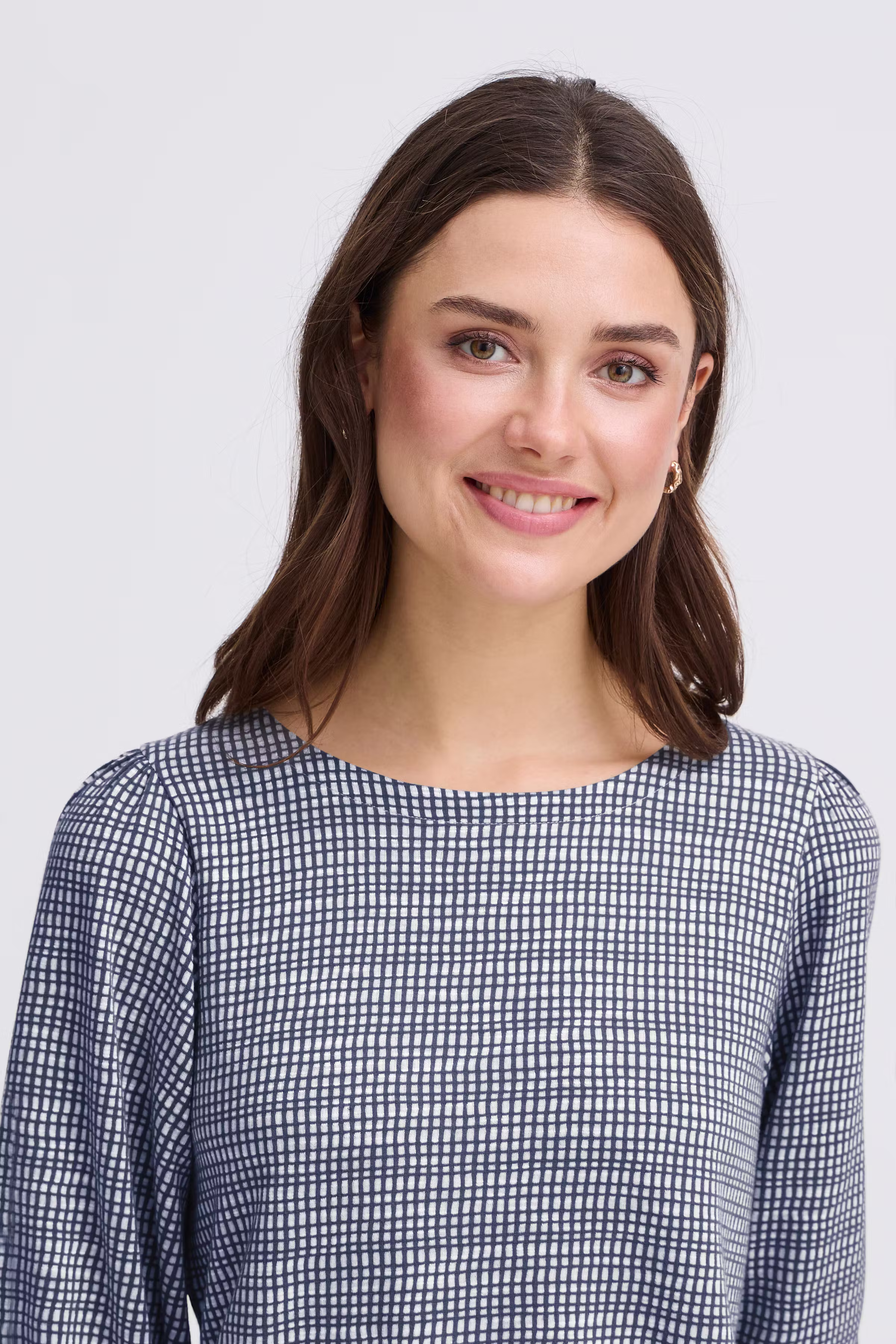 FRNIALA T-shirt LOOKBOOK DETAIL 20617522-900005065