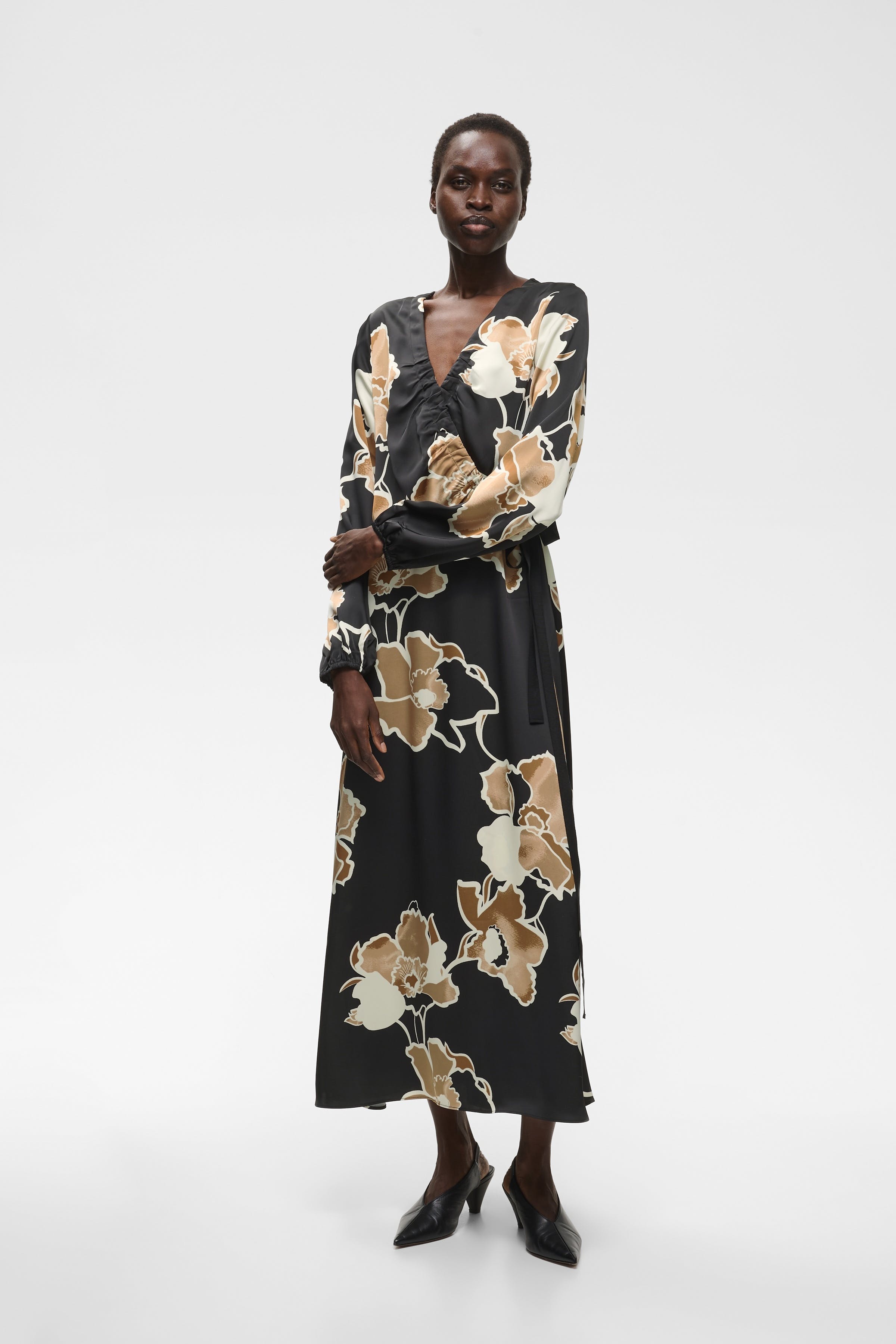 OLIVEIW Kleid LOOKBOOK FRONT 30113011-900013141