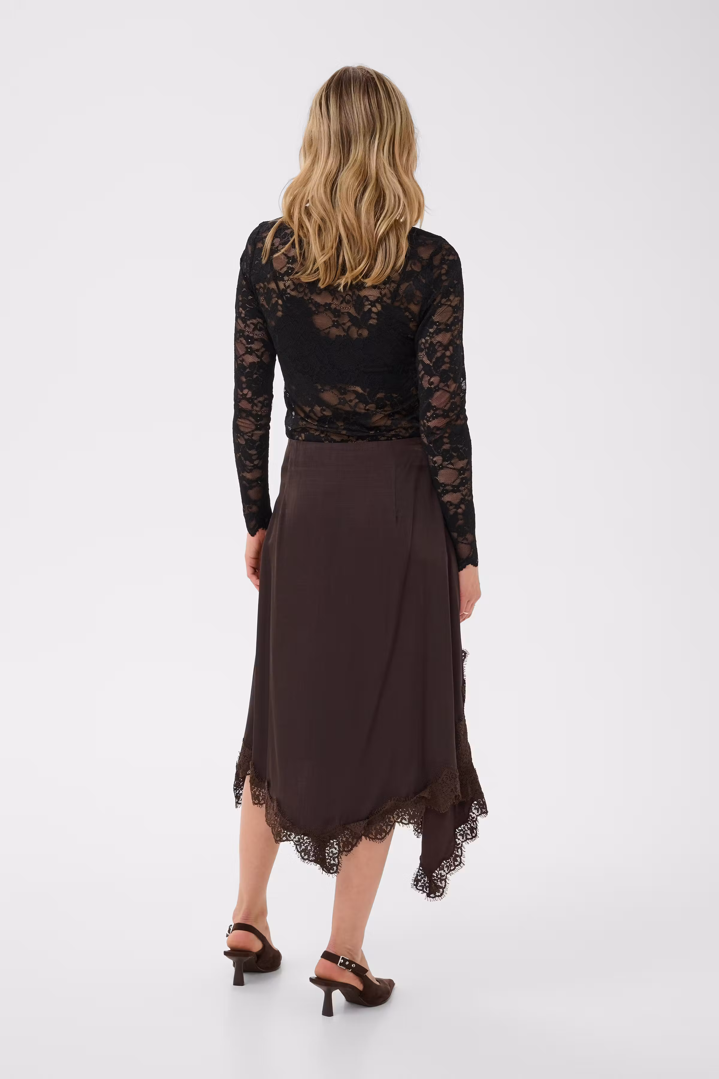 CRConfir Rok LOOKBOOK BACK 10615351-191016