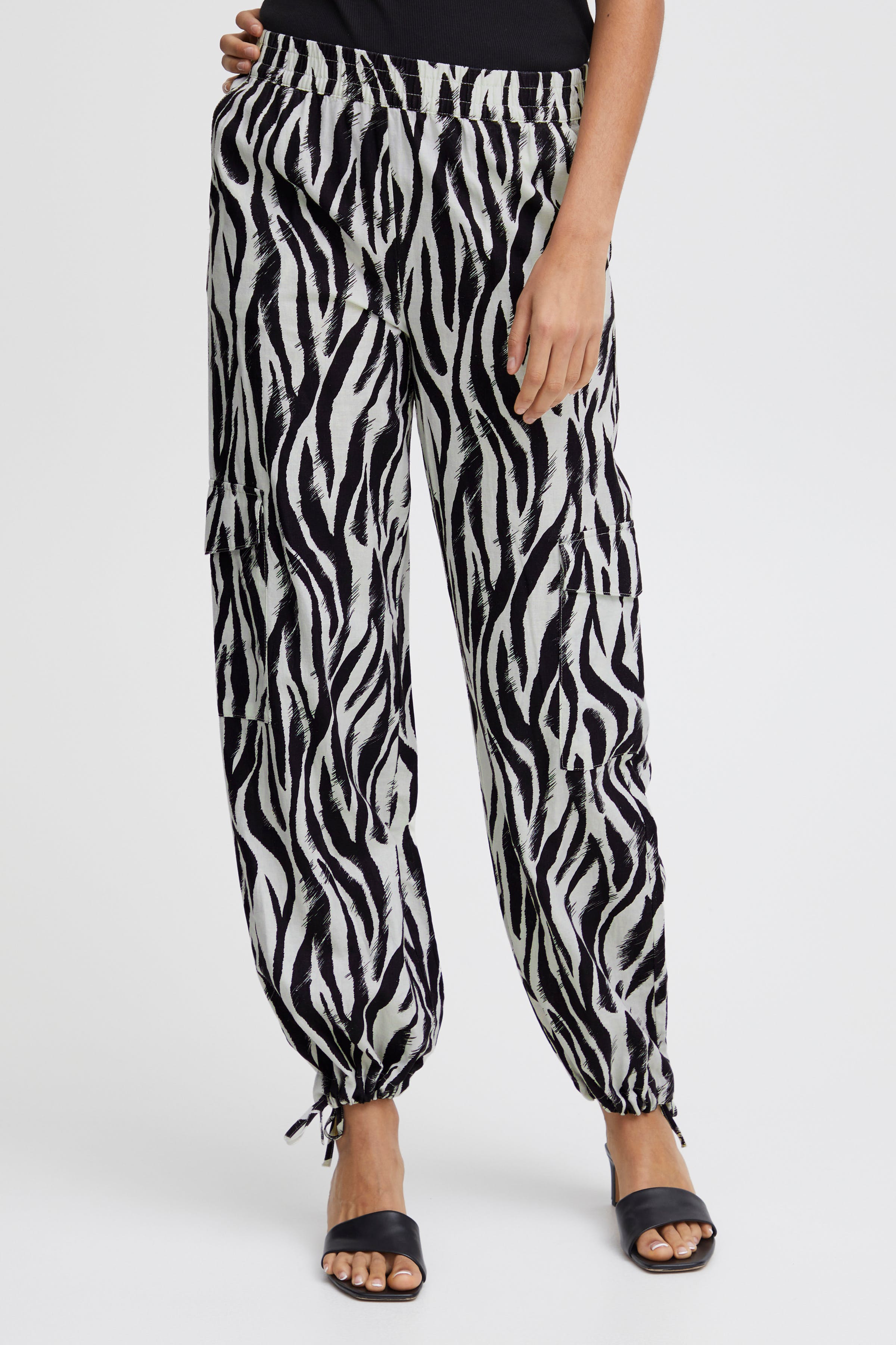 BYFALAKKA Byxor LOOKBOOK FRONT 20814564-202912