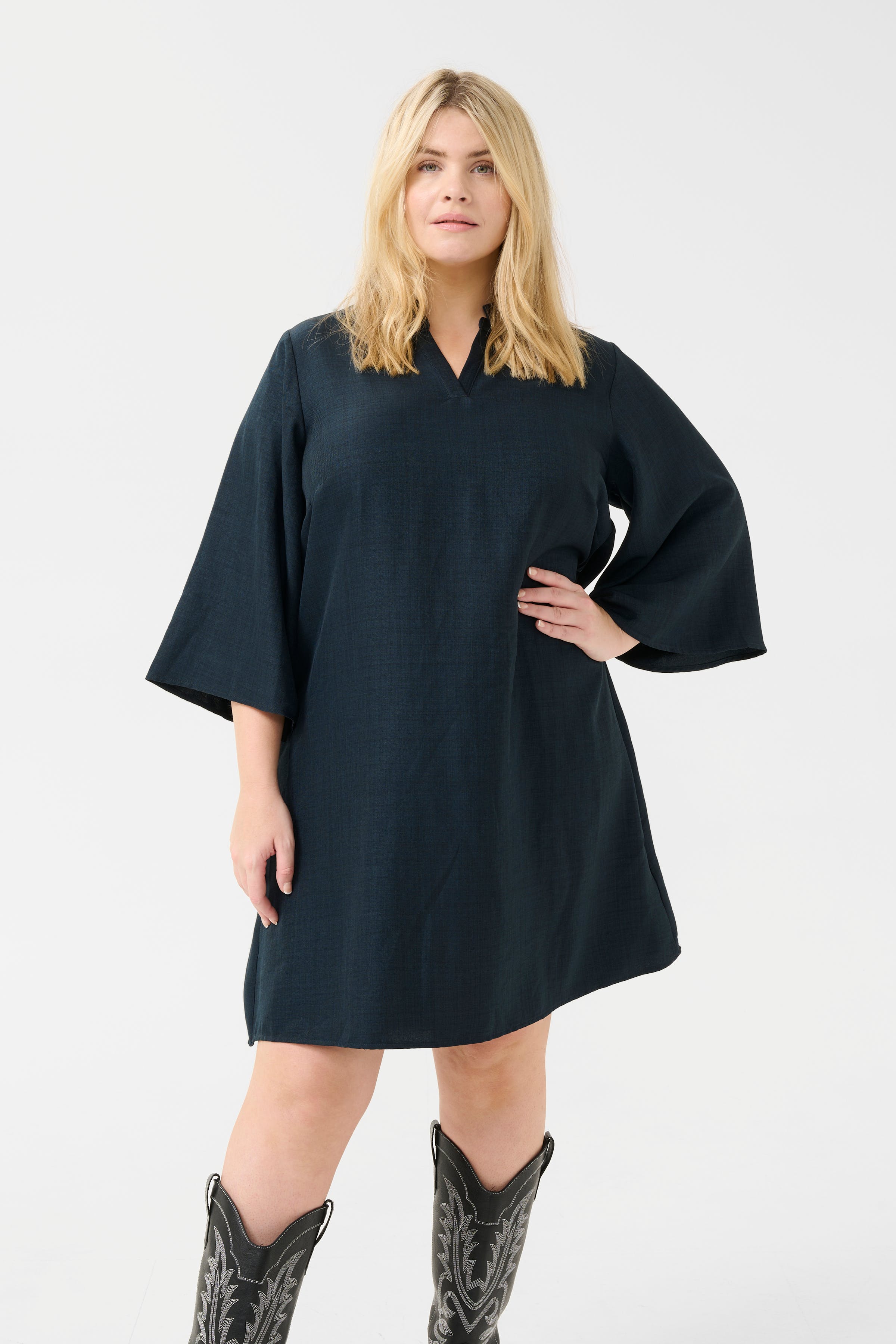 KCellinor Tunic LOOKBOOK FRONT 10583394-107974