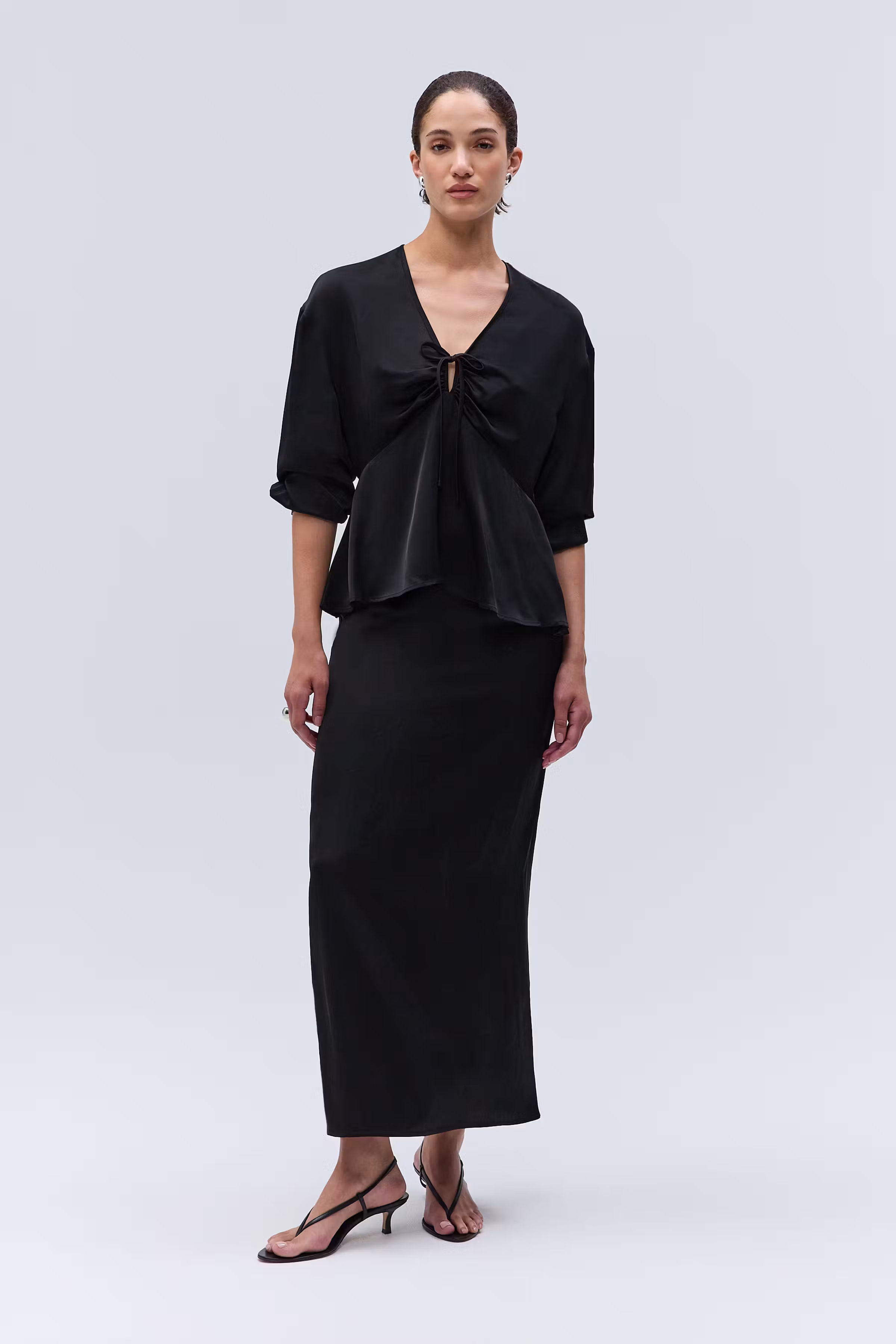 IOSage Skirt LOOKBOOK FRONT 30600796-BK999